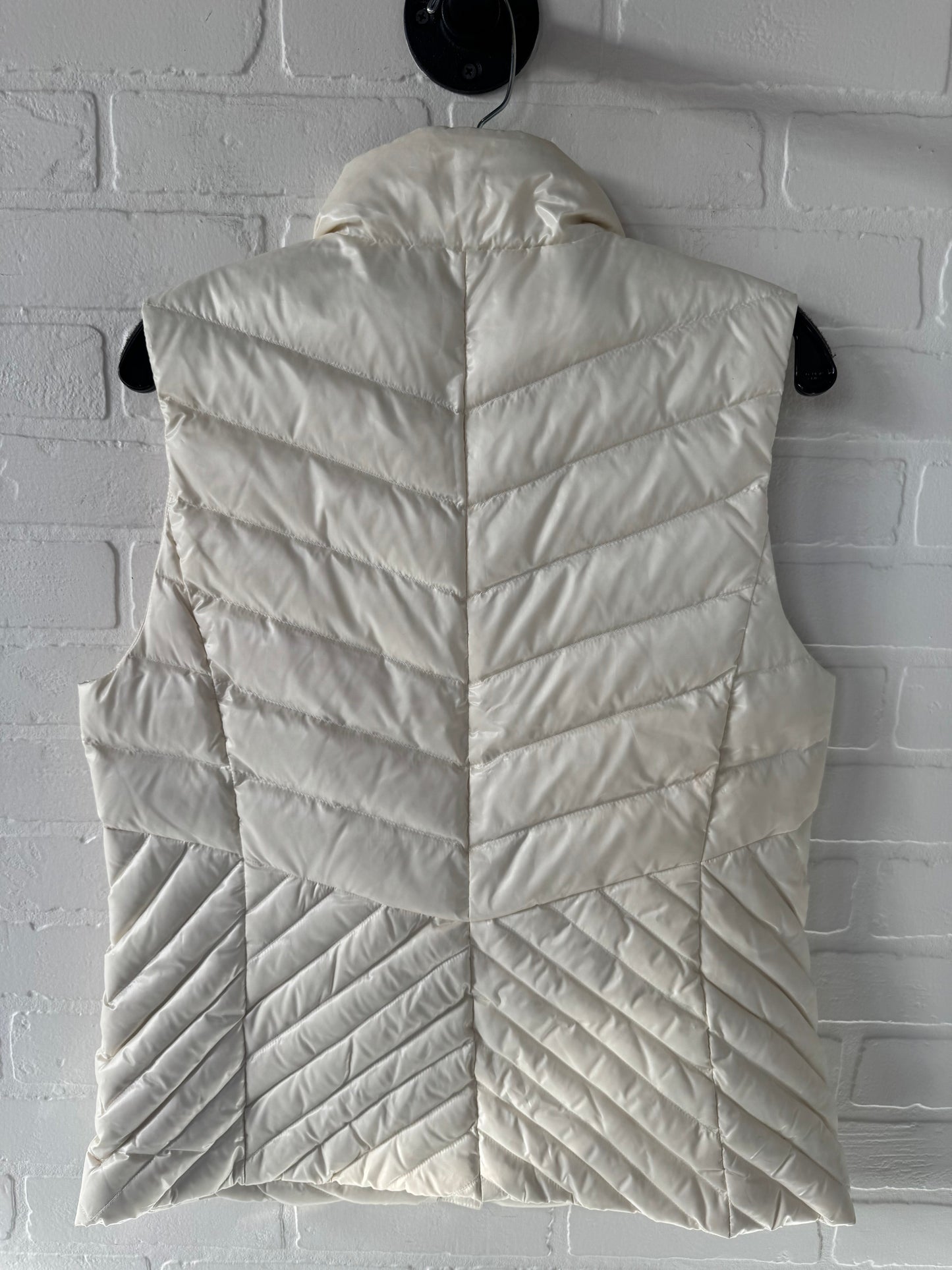 Vest Puffer & Quilted By Talbots In Cream, Size: M