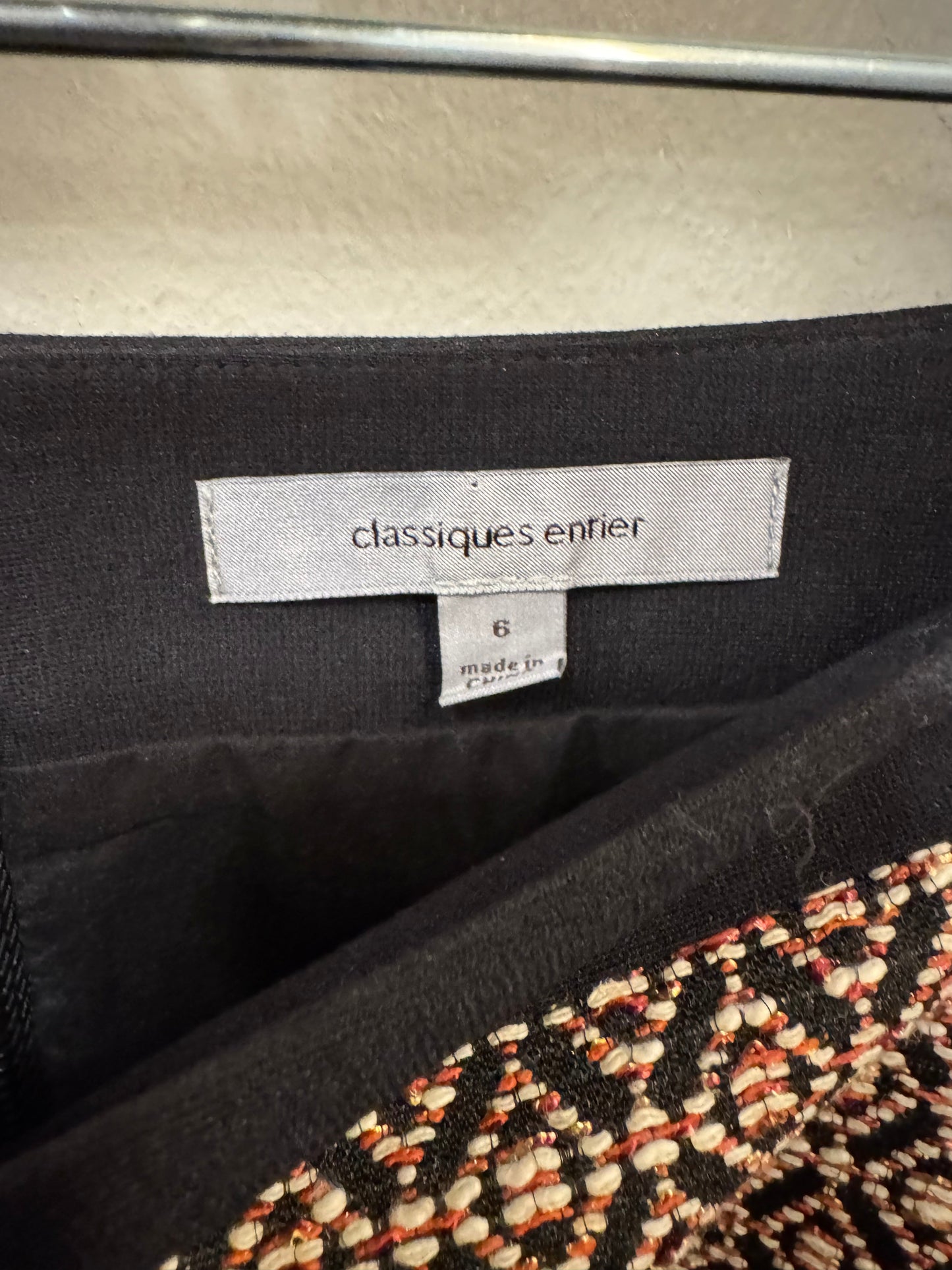 Skirt Mini & Short By Classiques Entier In Black & Orange, Size: 6