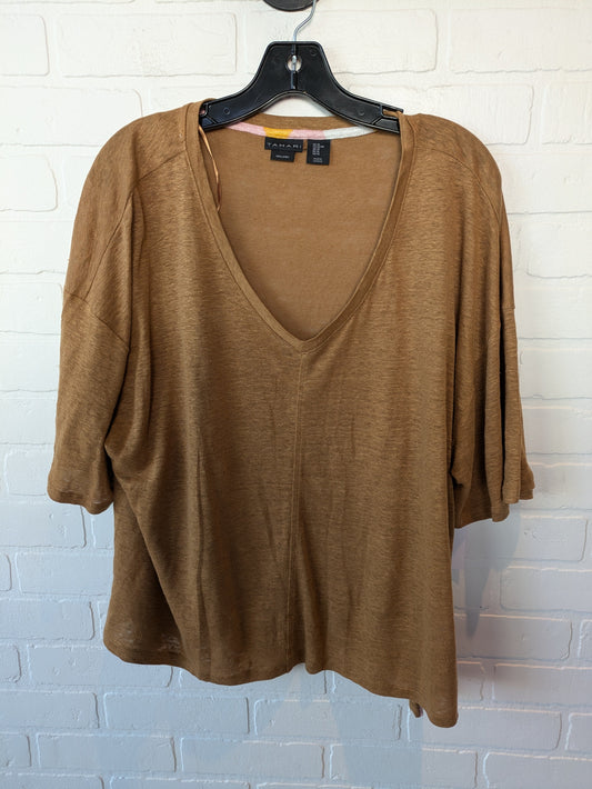 Top Short Sleeve Basic By Tahari In Brown, Size: Xl