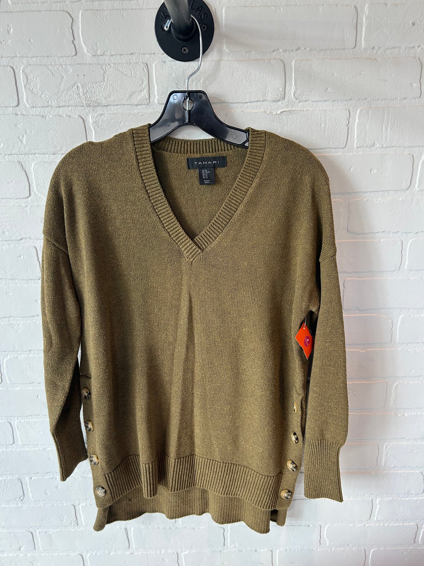 Sweater By Tahari By Arthur Levine In Green, Size: XS