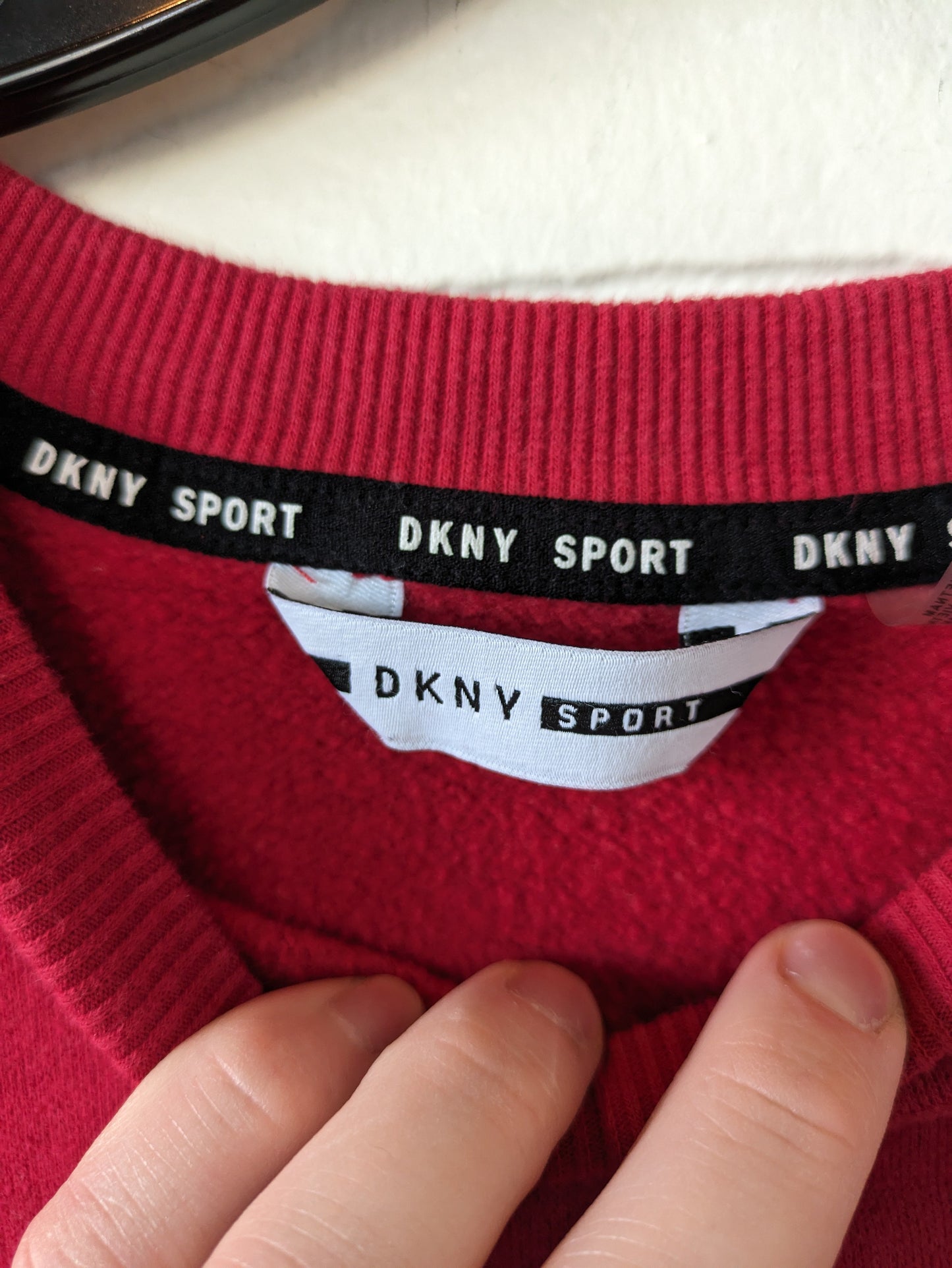 Sweatshirt Crewneck By Dkny  Size: S