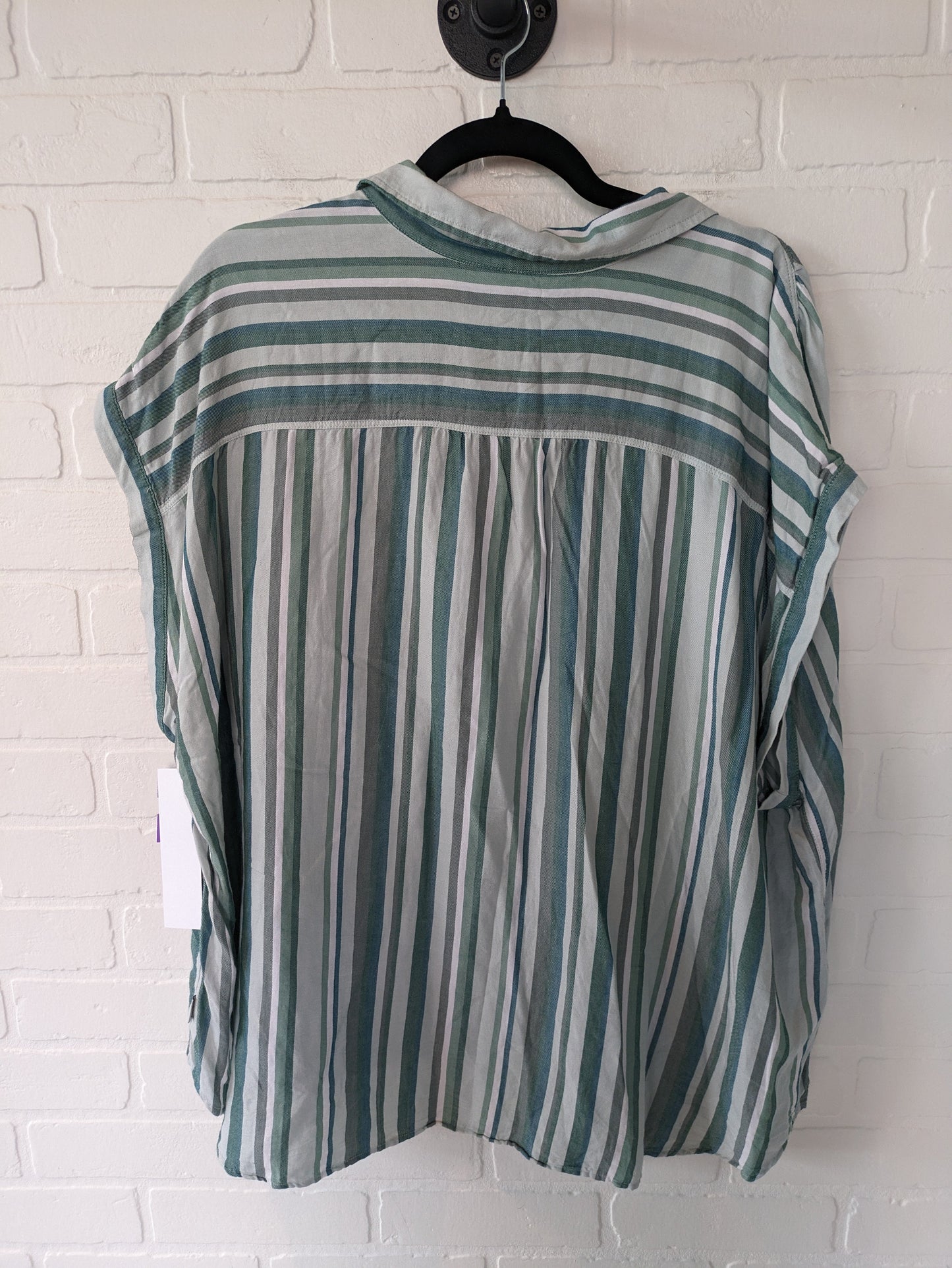 Top Short Sleeve By Eddie Bauer  Size: 2x