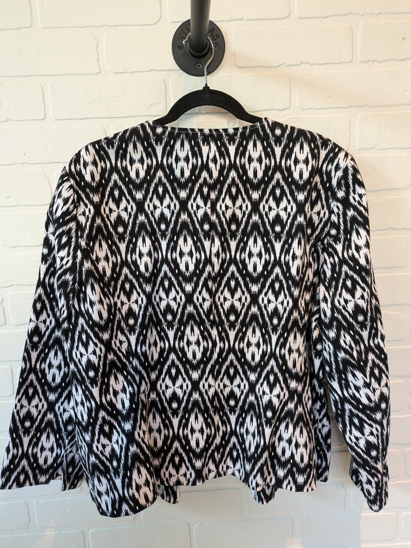 Black & White Blazer Chicos, Size Xl