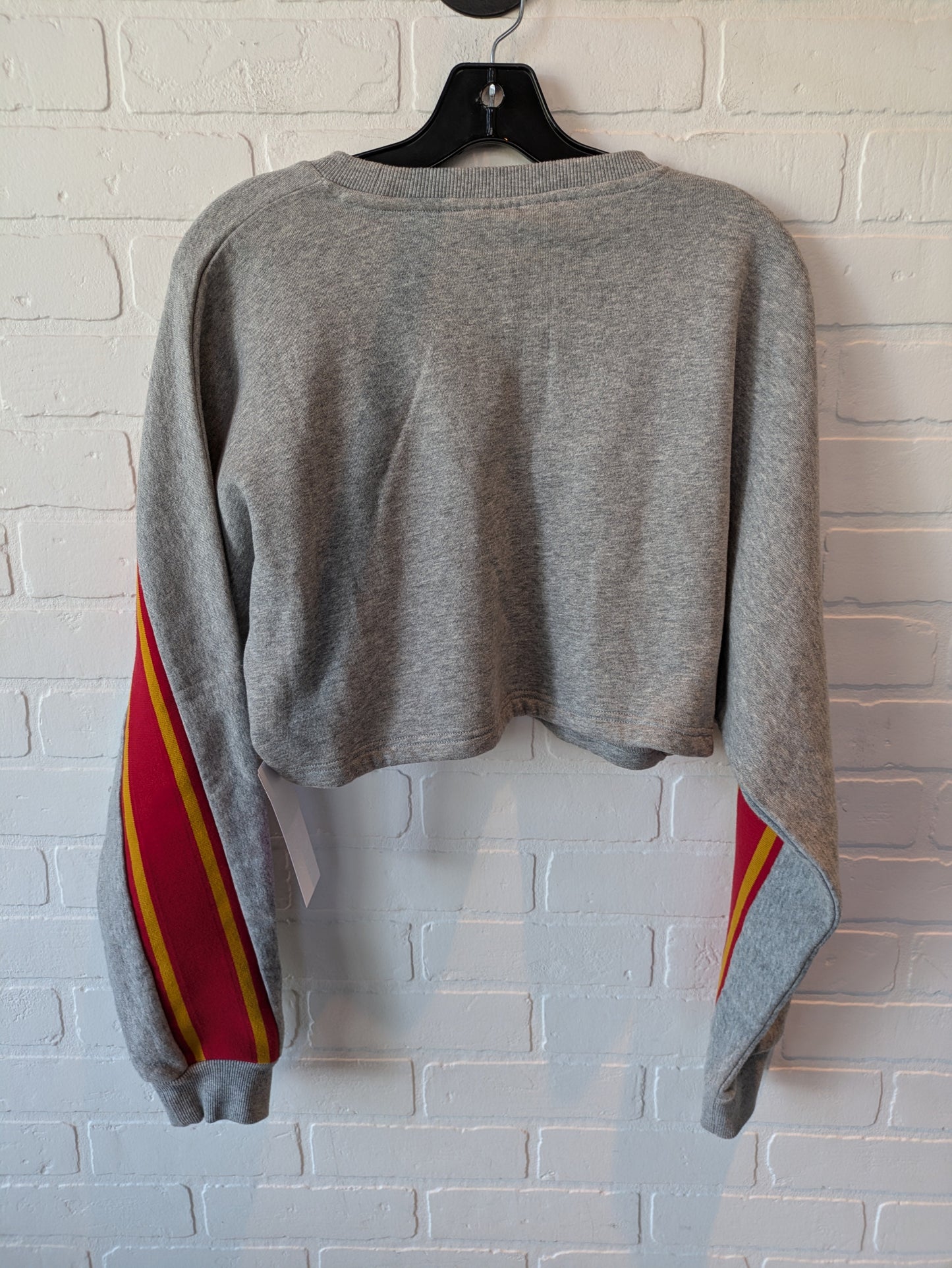 Sweatshirt Crewneck By Fila In Grey & Red, Size: M