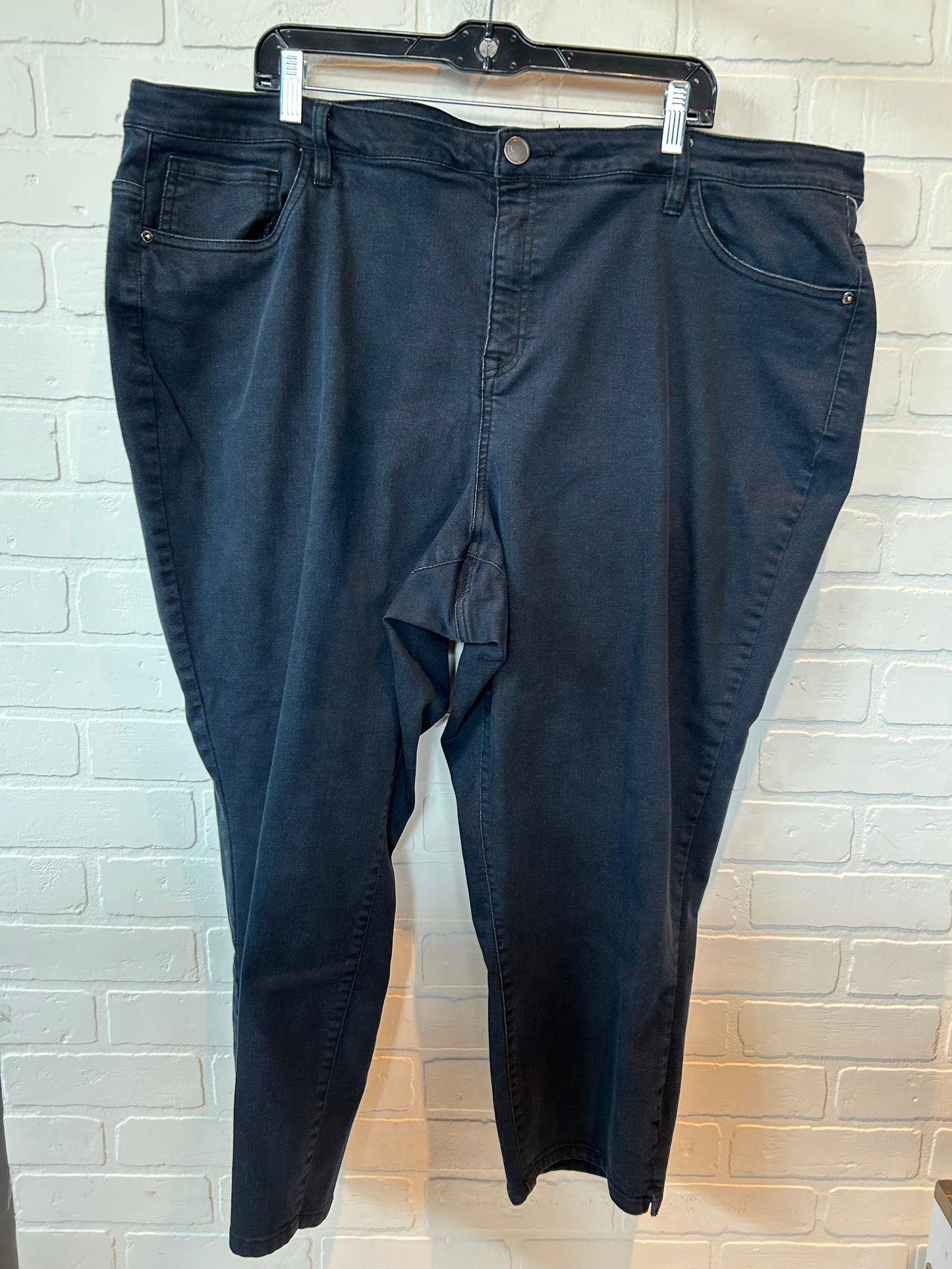 Capris By Lane Bryant In Blue Denim, Size: 28