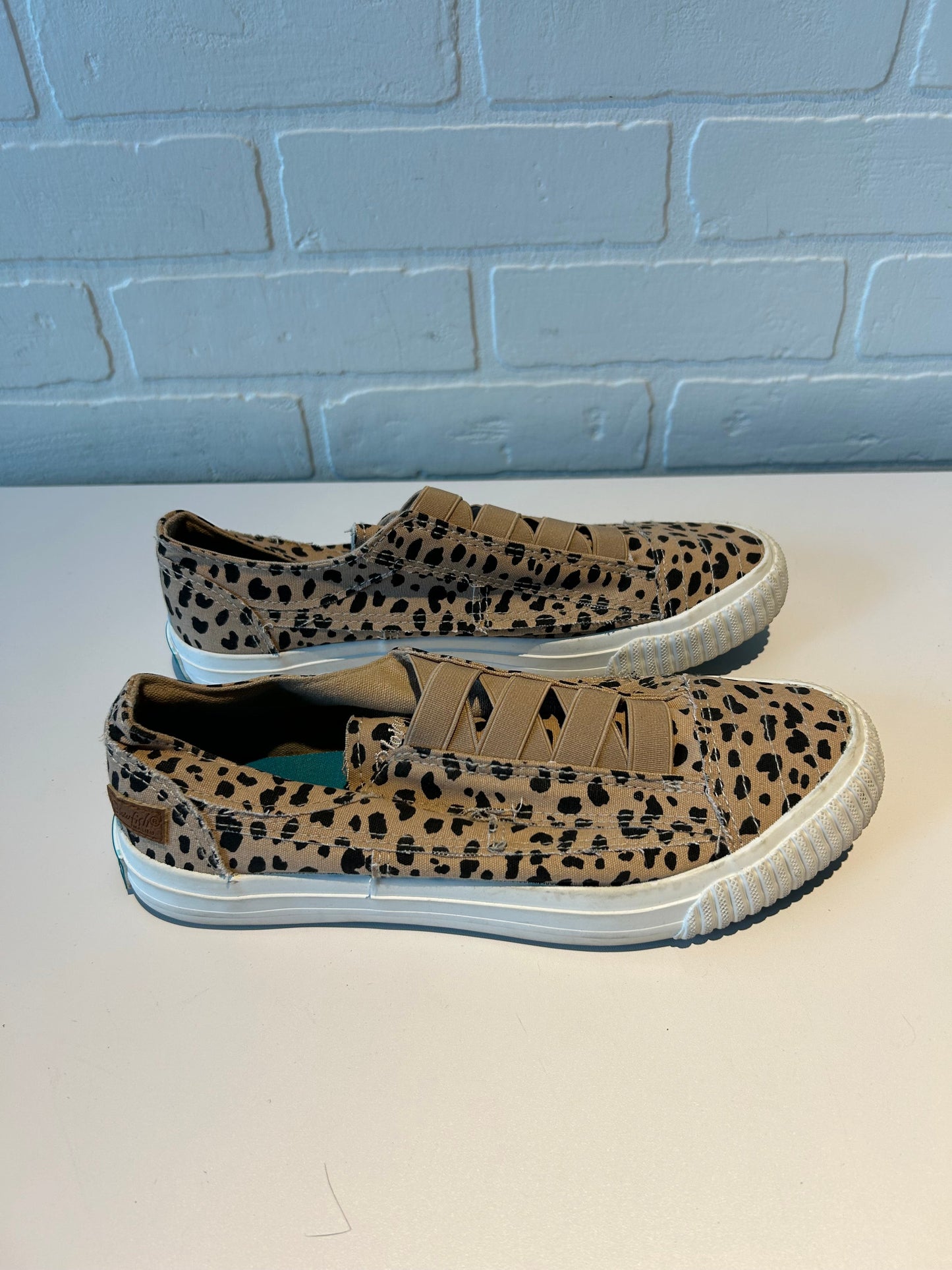 Shoes Flats By Blowfish In Animal Print, Size: 8.5