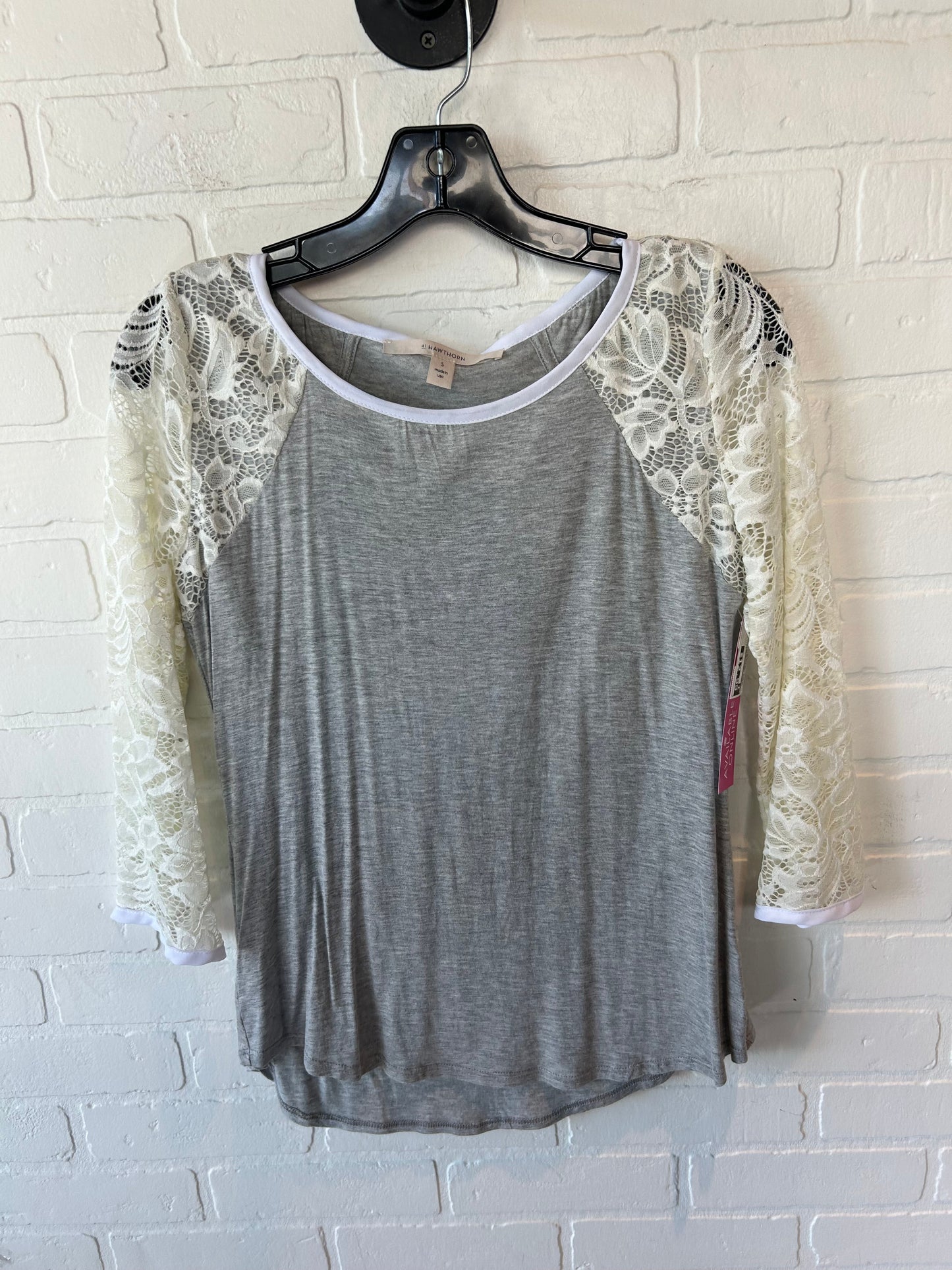 Top 3/4 Sleeve By 41 Hawthorn In Grey & White, Size: S