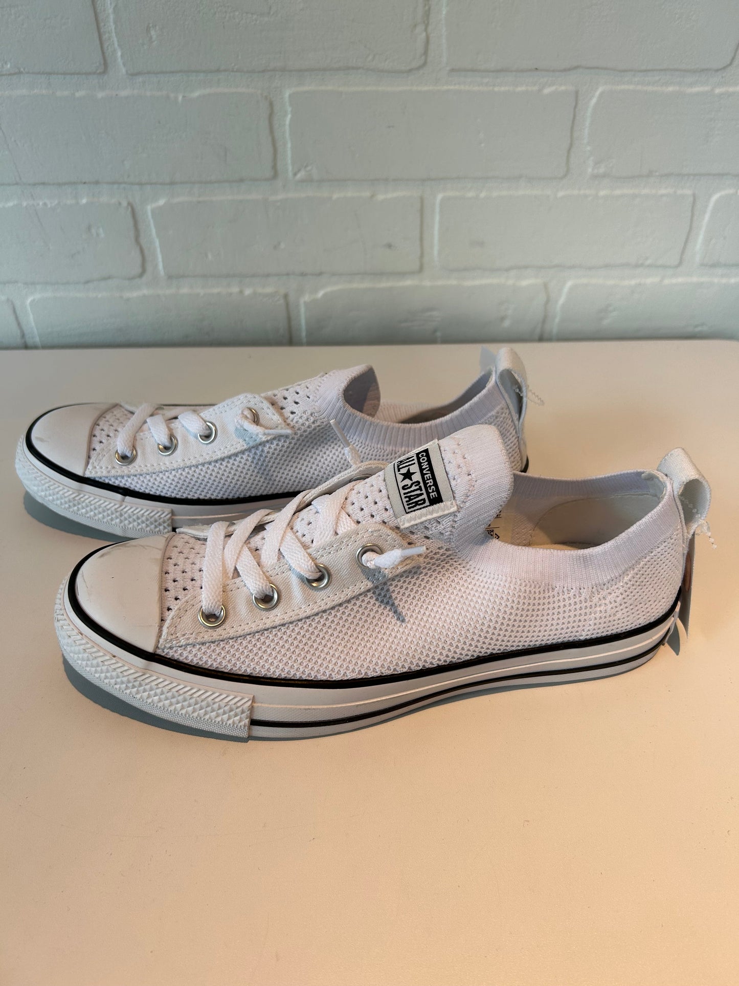 Shoes Sneakers By Converse In White, Size: 9