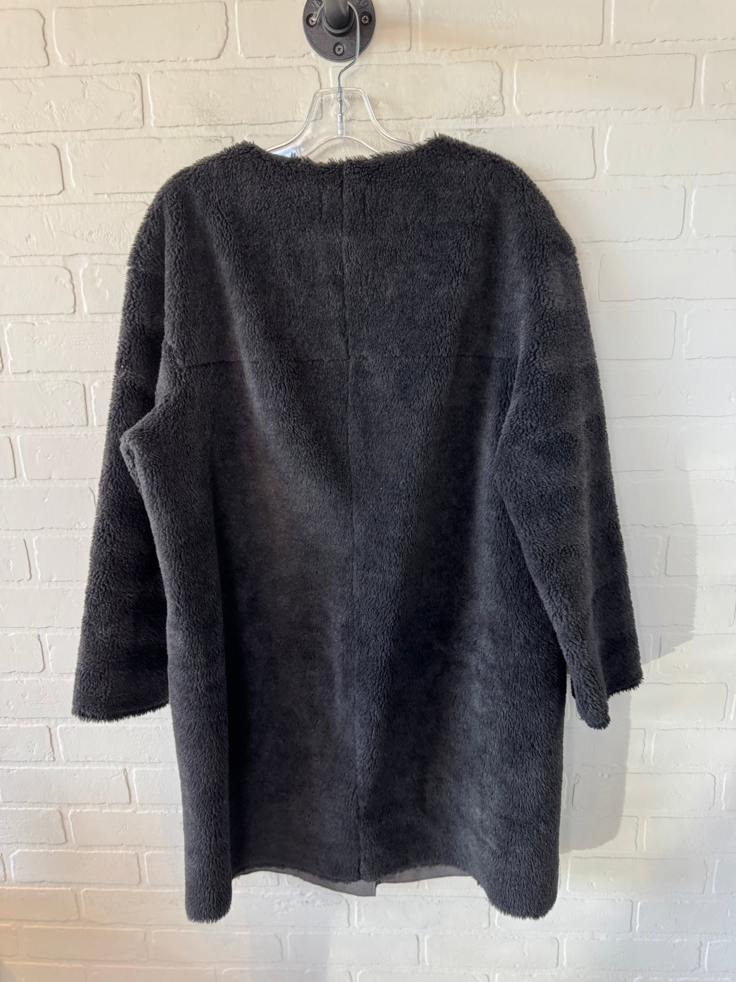 Coat Faux Fur & Sherpa By T Tahari In Grey, Size: S