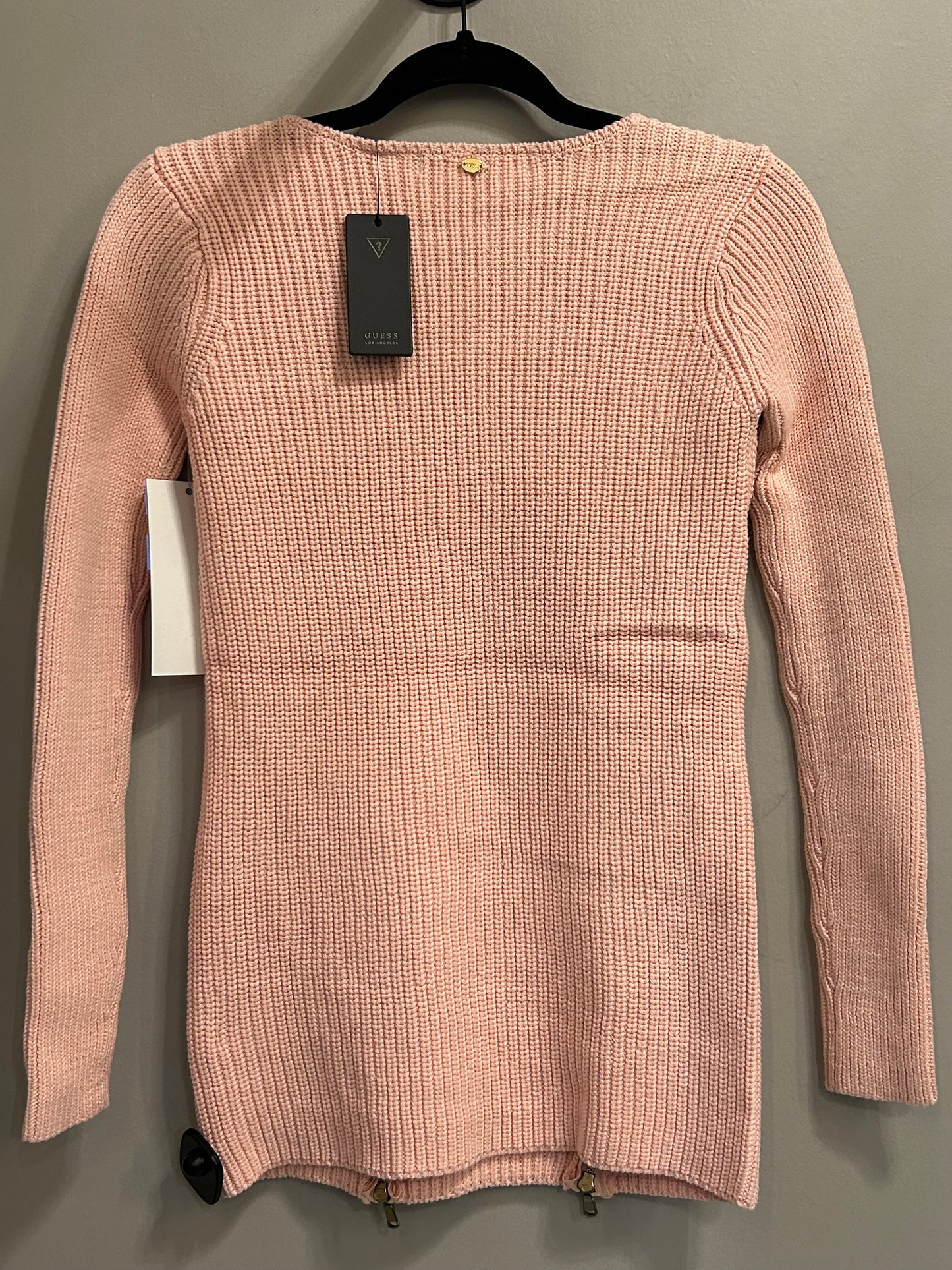 Sweater By Guess In Pink, Size: Xs