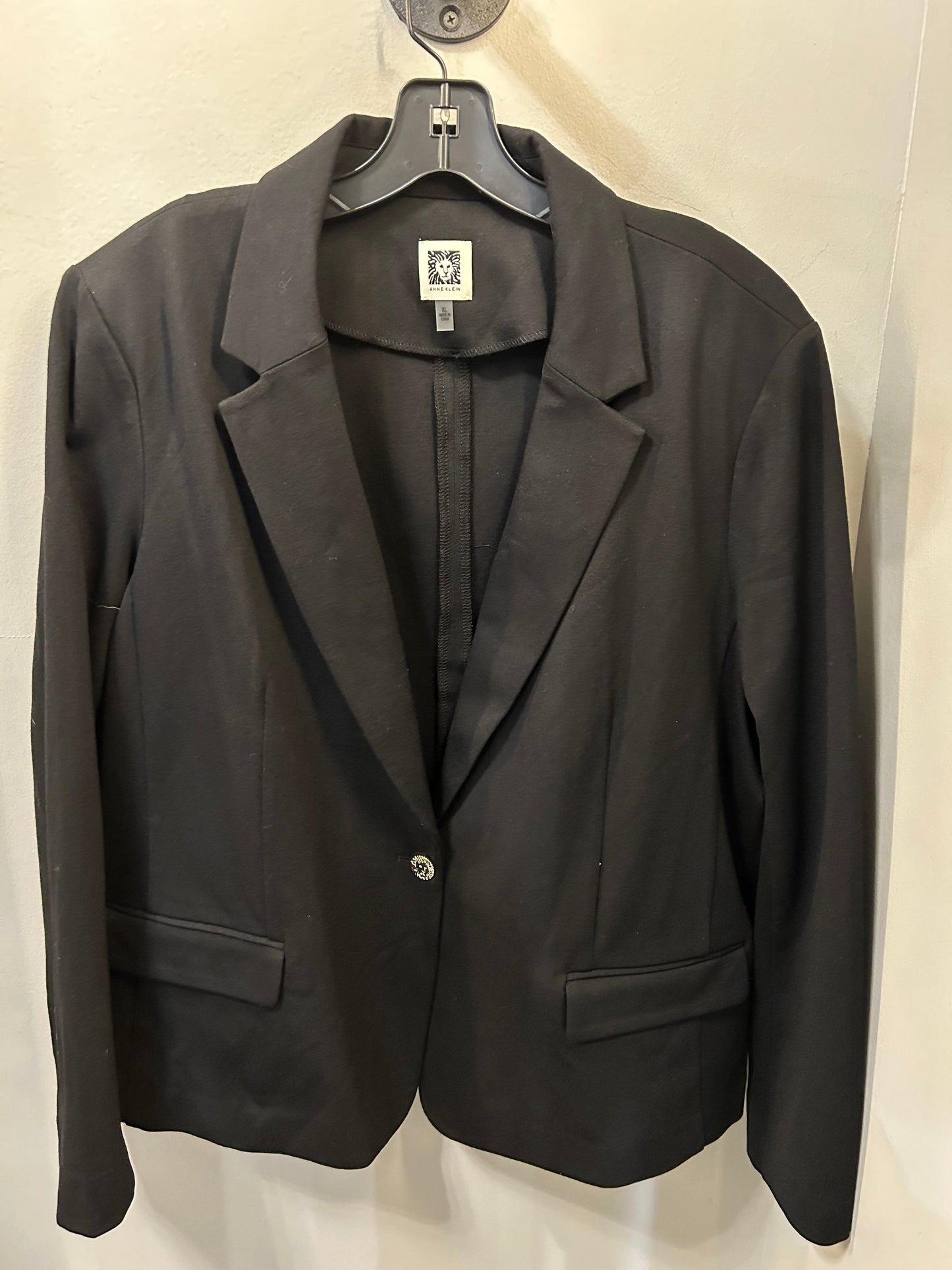 Blazer By Anne Klein In Black, Size: Xl