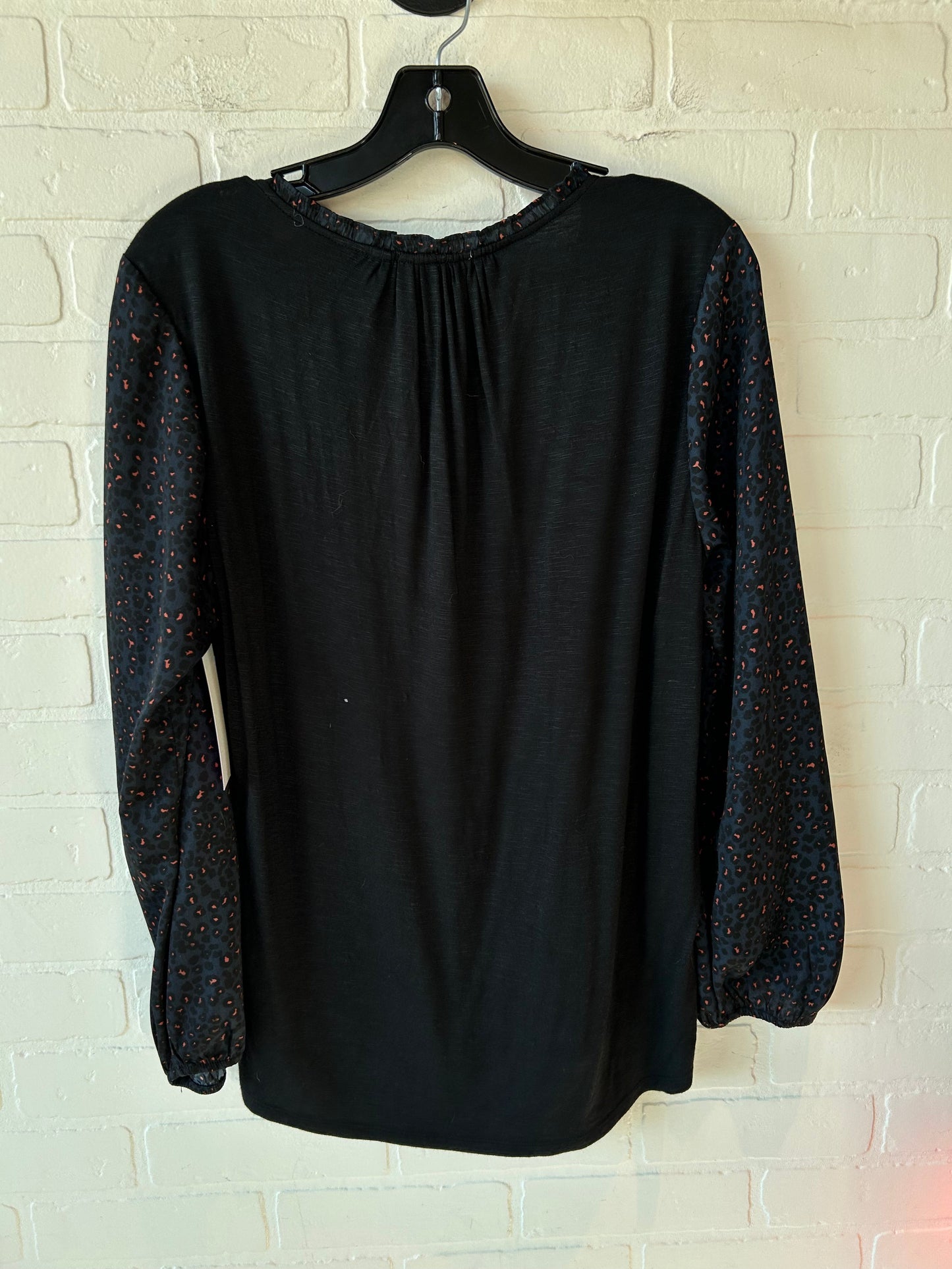 Top Long Sleeve By Dolan Left Coast In Black & Blue, Size: M