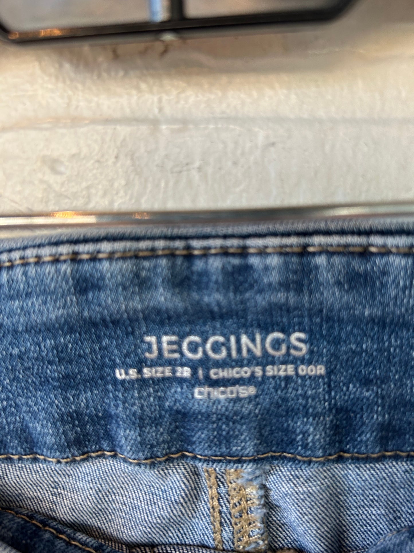 Jeans Jeggings By Chicos In Blue Denim, Size: 2