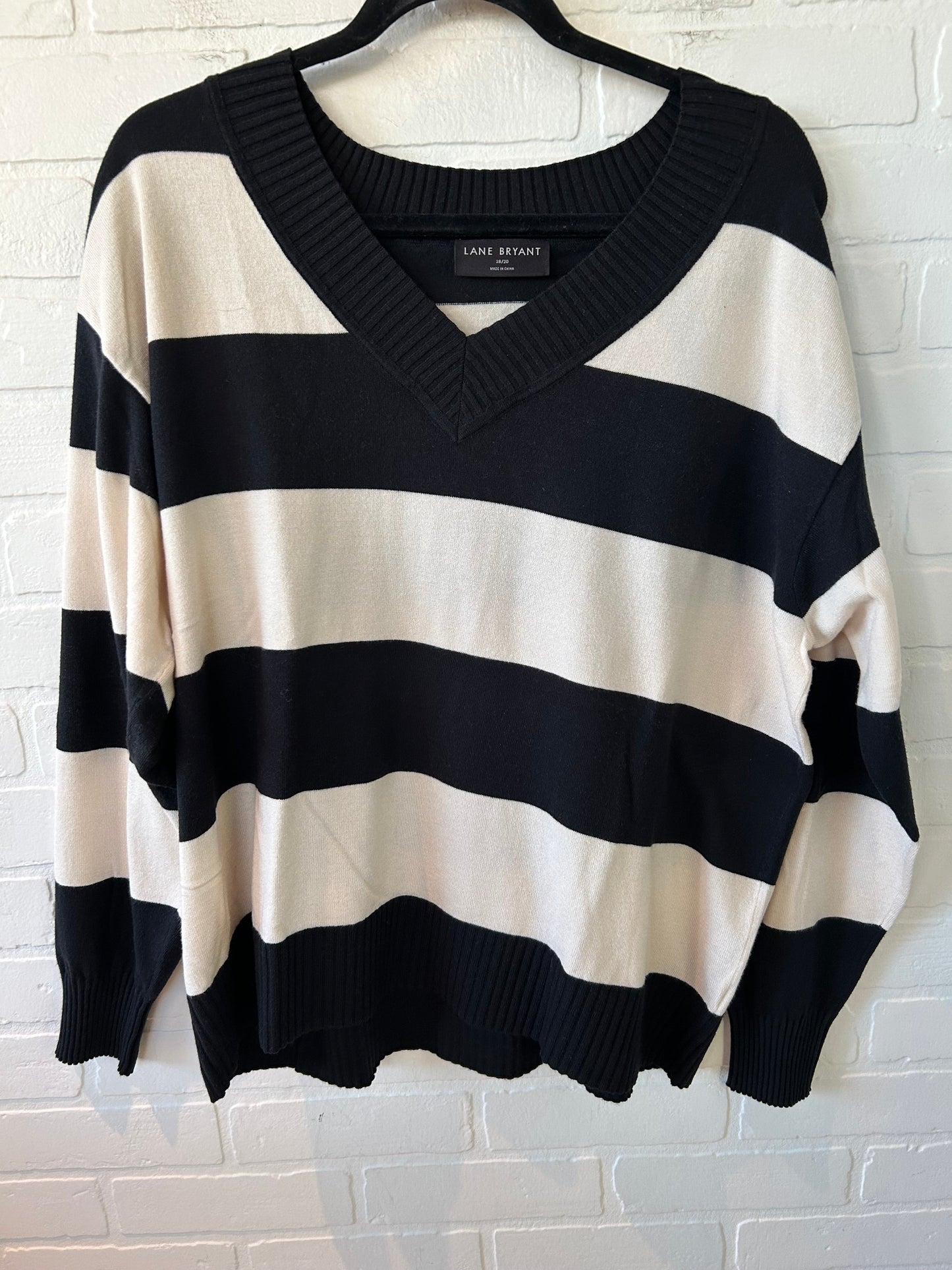 Sweater By Lane Bryant In Black & Cream, Size: 1x