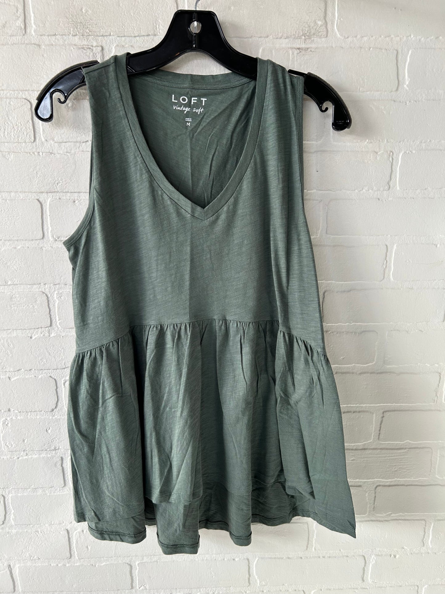 Top Sleeveless By Loft In Green, Size: M