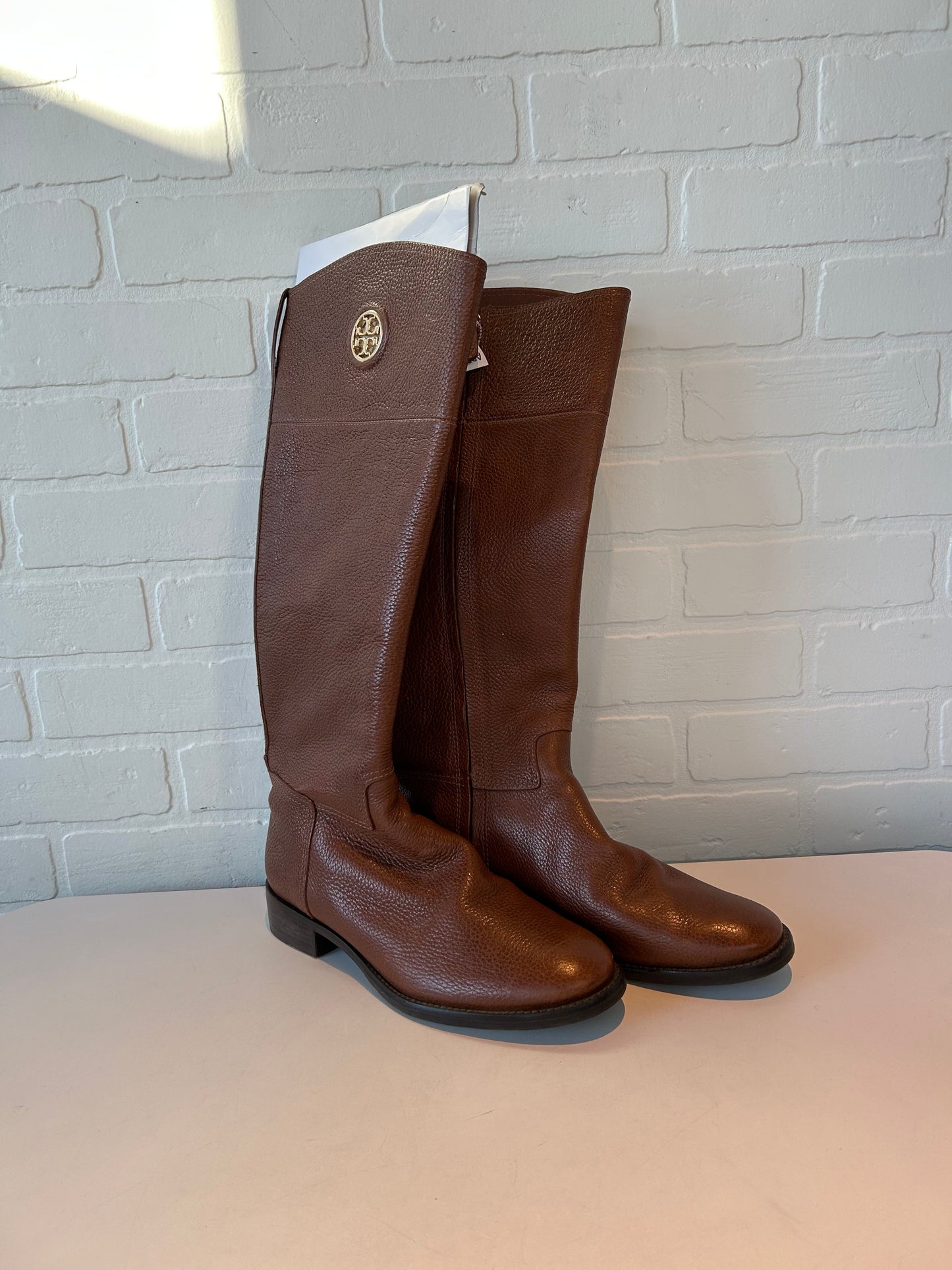 Boots Designer By Tory Burch In Brown, Size: 9