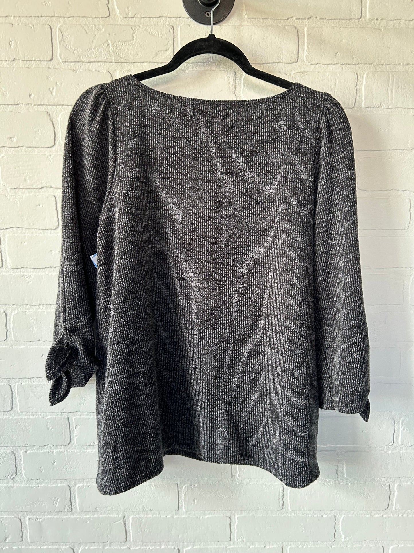 Top Long Sleeve By Max Studio In Grey, Size: S