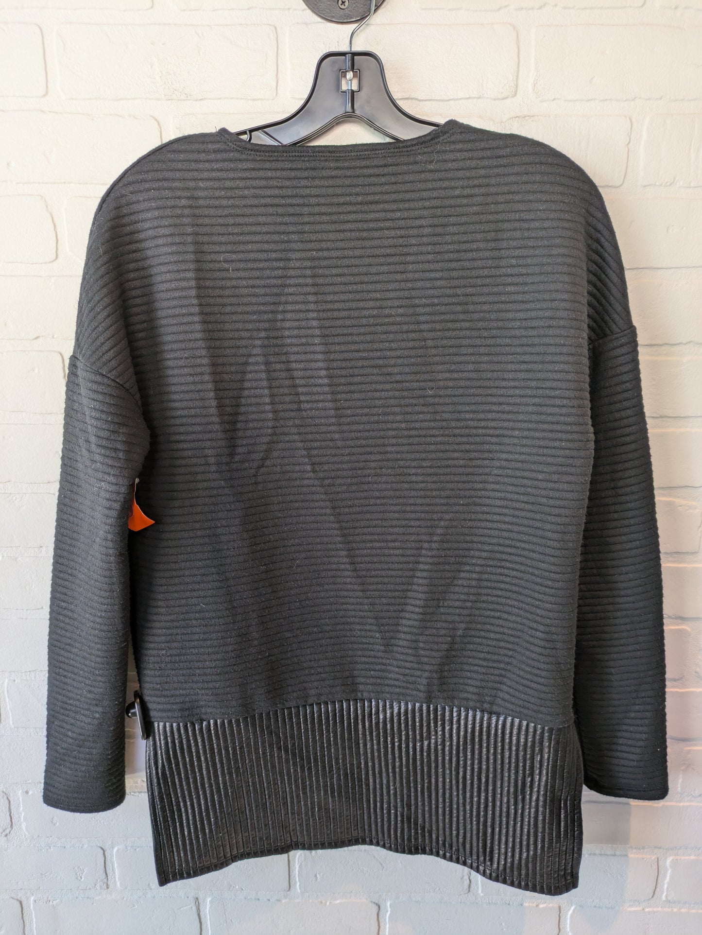 Athletic Sweatshirt Crewneck By Fabletics In Black, Size: S