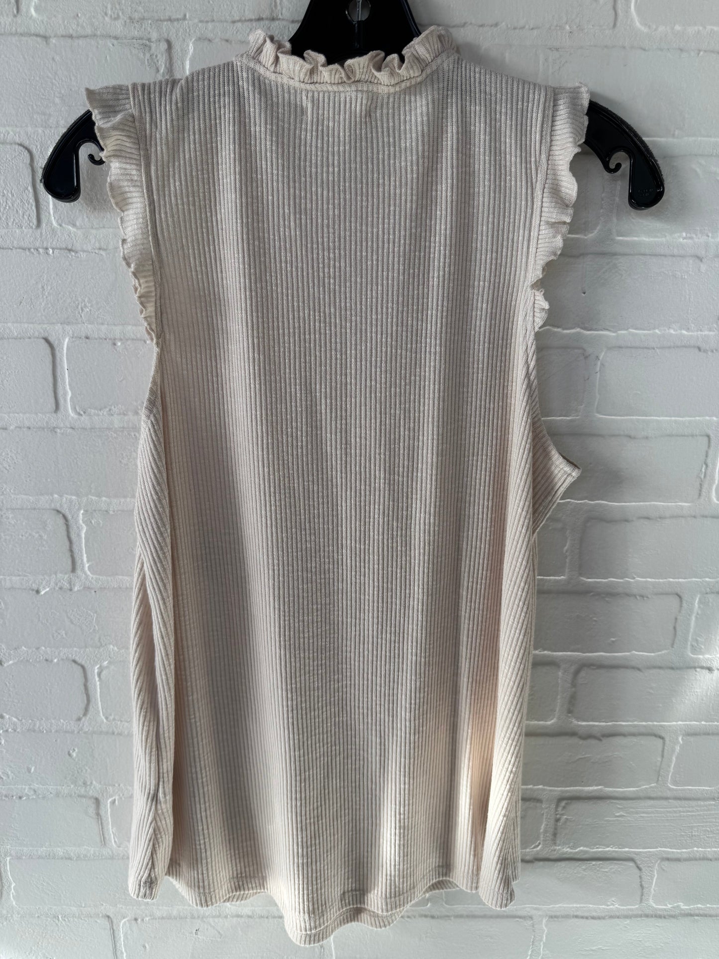 Top Sleeveless By Maurices In Beige, Size: L