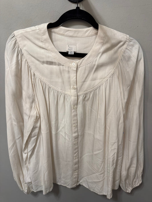 Top Long Sleeve By A New Day In Cream, Size: M