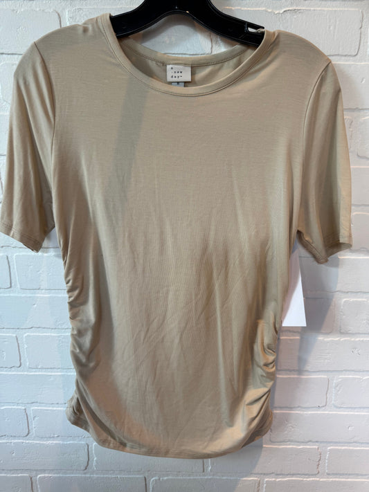 Top Short Sleeve By A New Day In Tan, Size: M