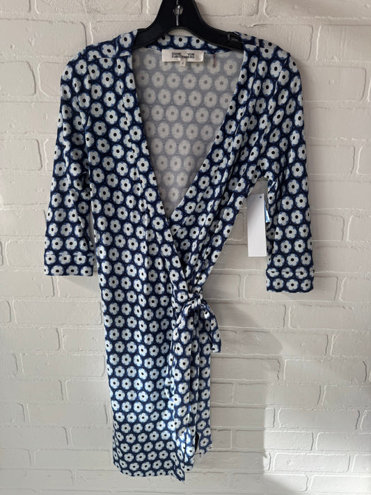 Dress Designer By Diane Von Furstenberg In Blue & White, Size: Xs