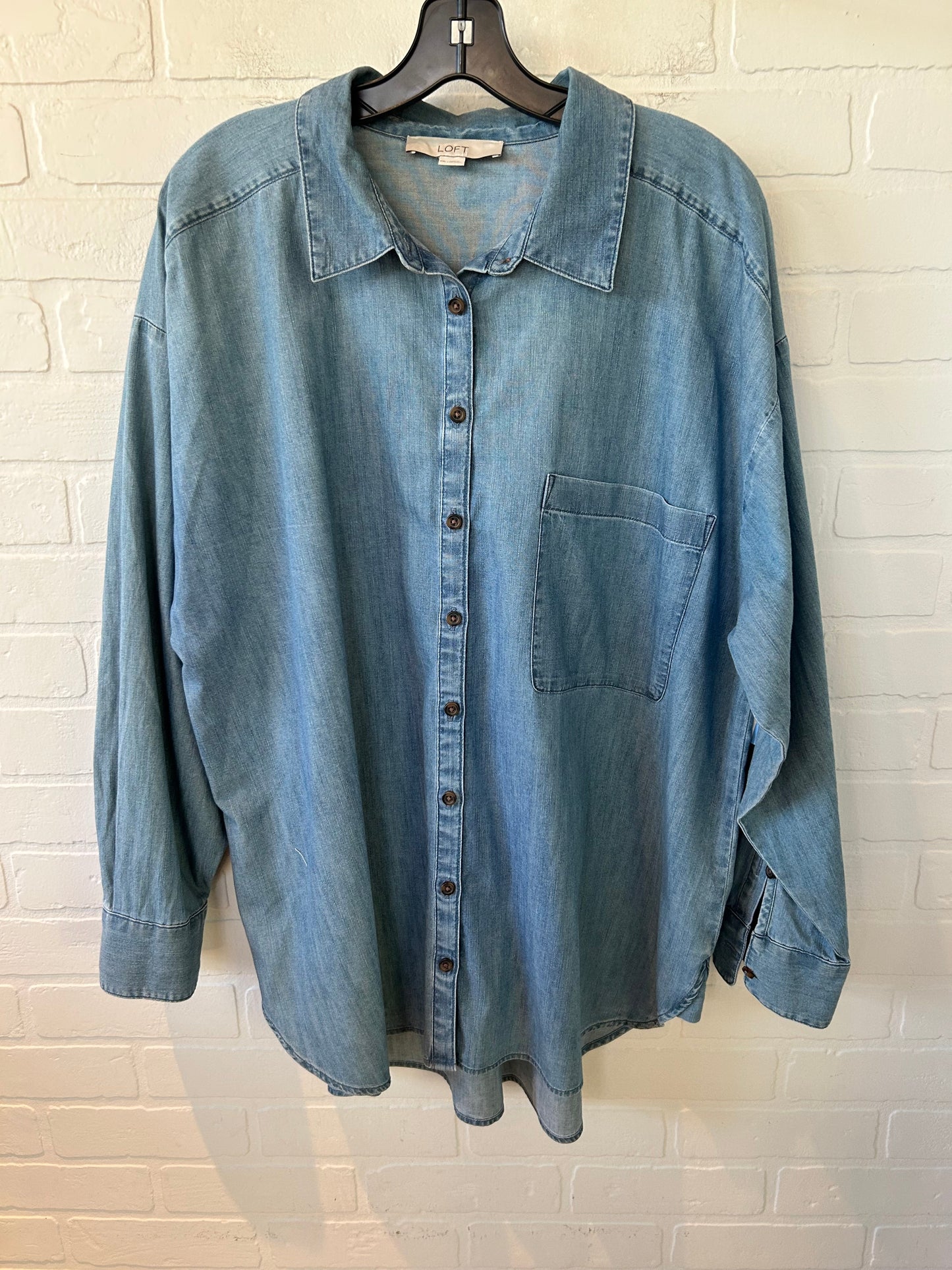 Top Long Sleeve By Loft In Blue Denim, Size: Xxl