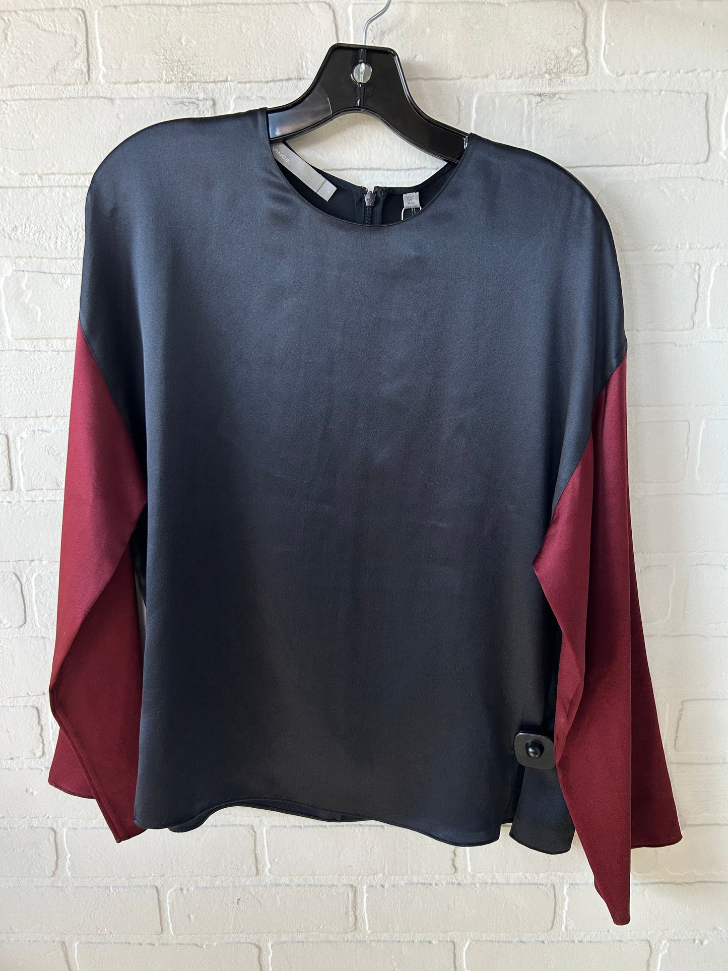 Top Long Sleeve By Vince In Black & Red, Size: S