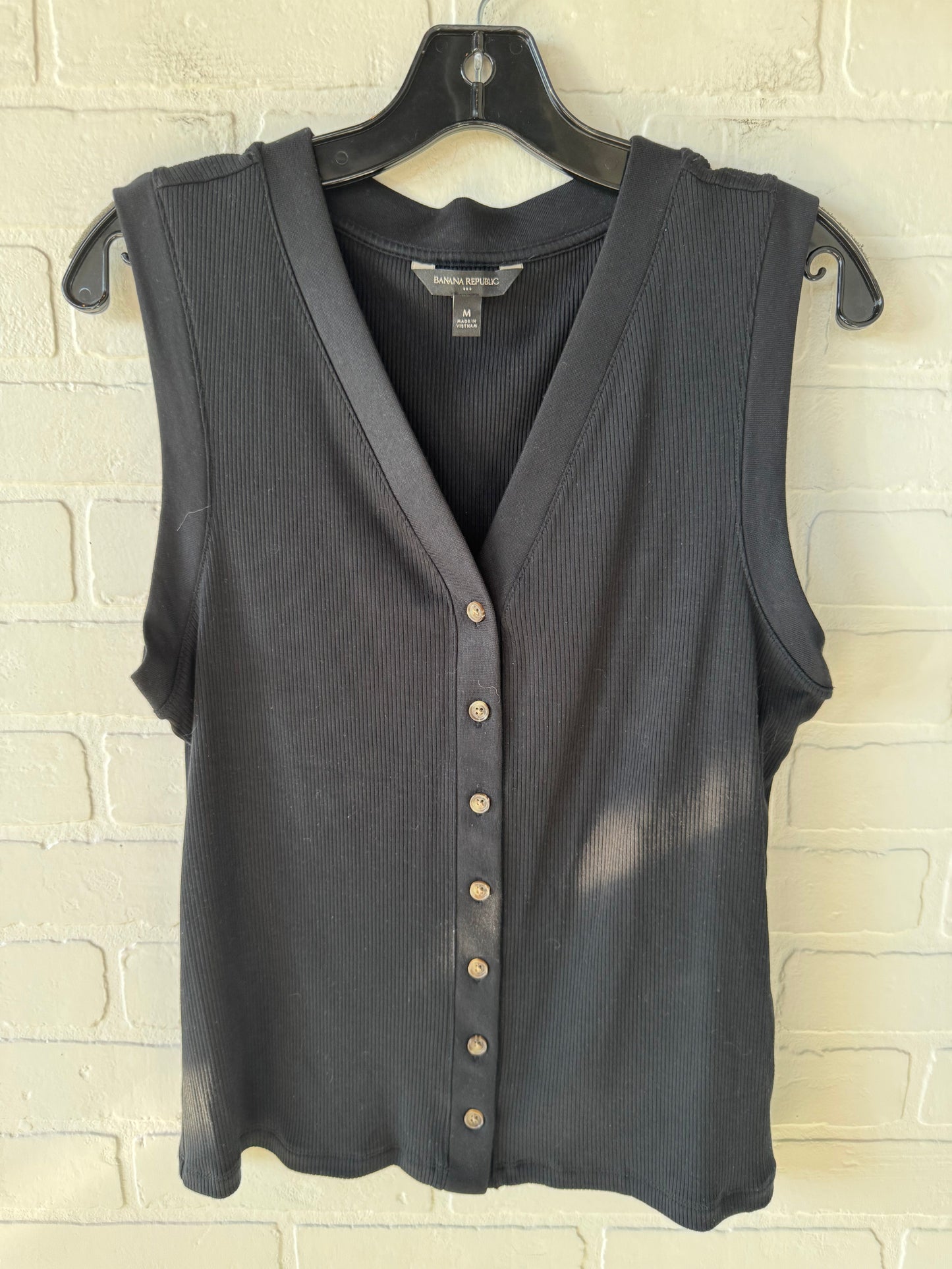 Top Sleeveless By Banana Republic In Black, Size: M