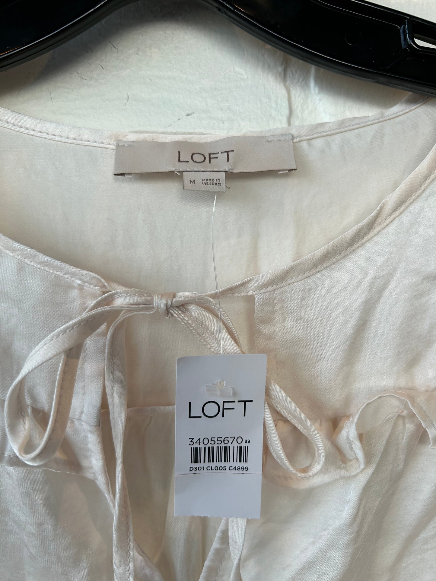 Top Long Sleeve By Loft In Cream, Size: M