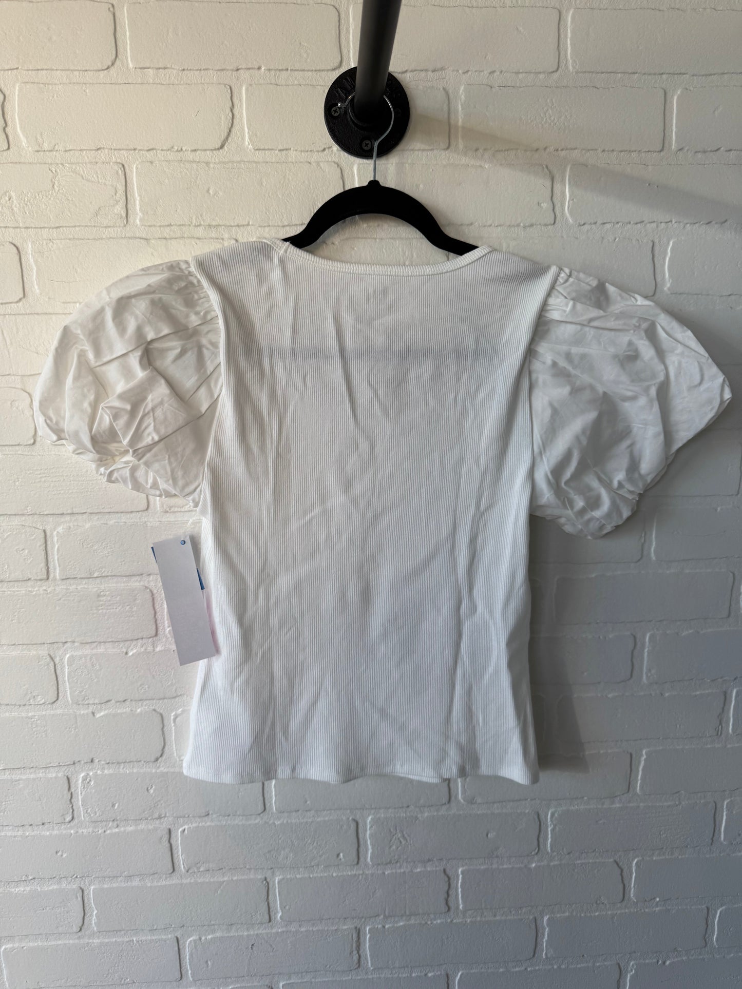 Top Short Sleeve By Gap In White, Size: M