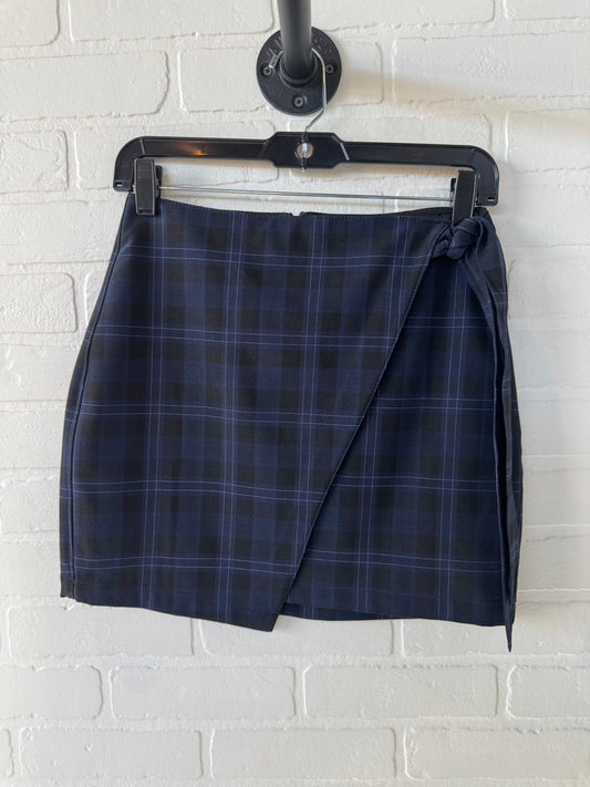 Skirt Mini & Short By Express In Black & Blue, Size: 0