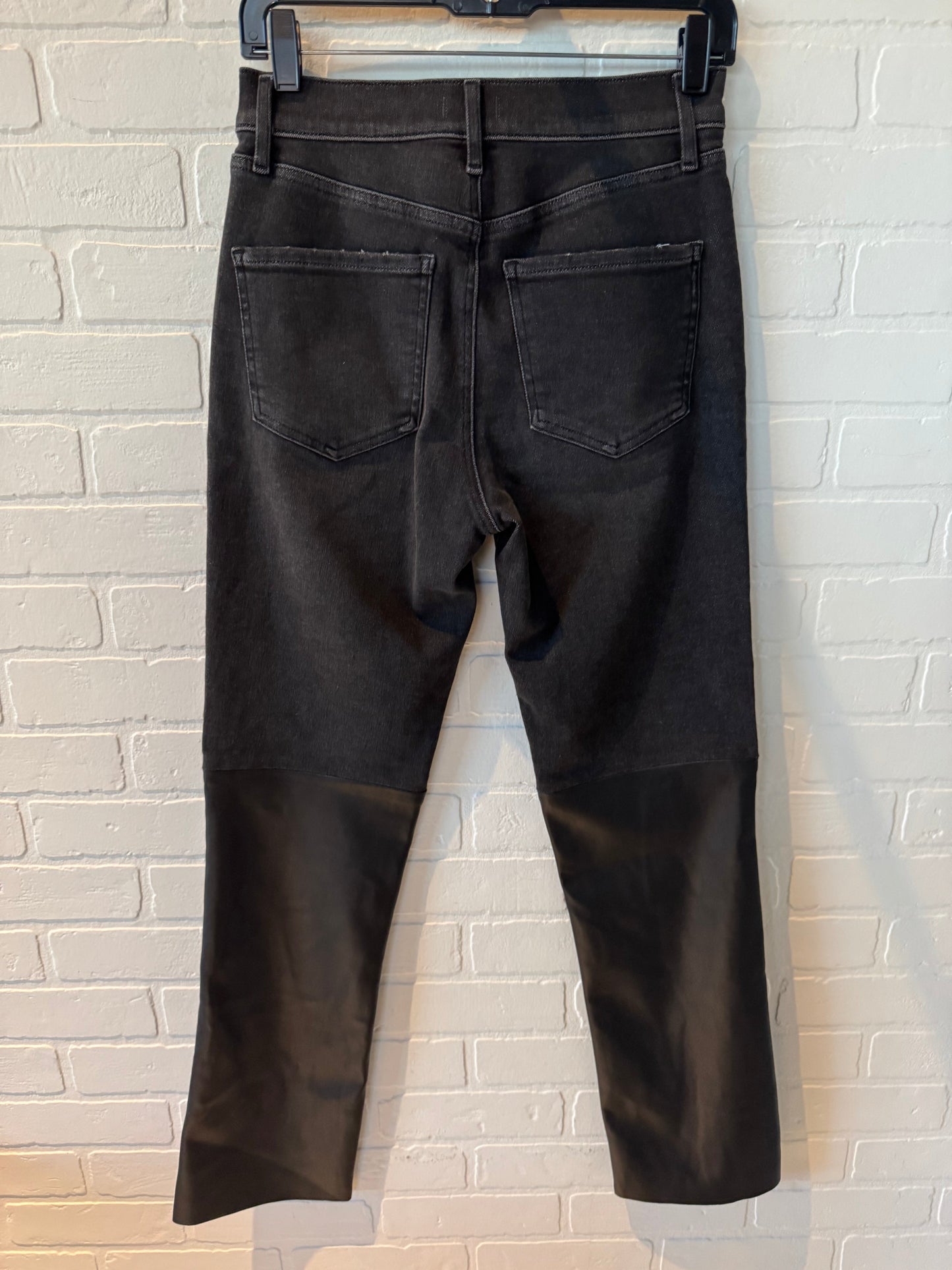 Jeans Straight By Express In Black Denim, Size: 6