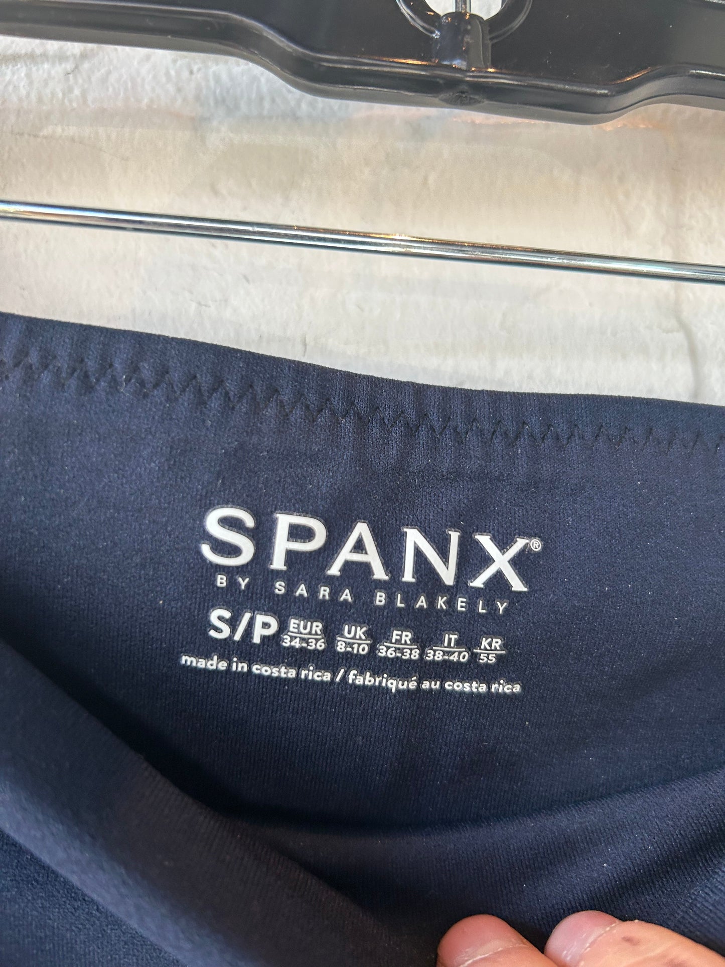 Capris By Spanx In Navy, Size: 4