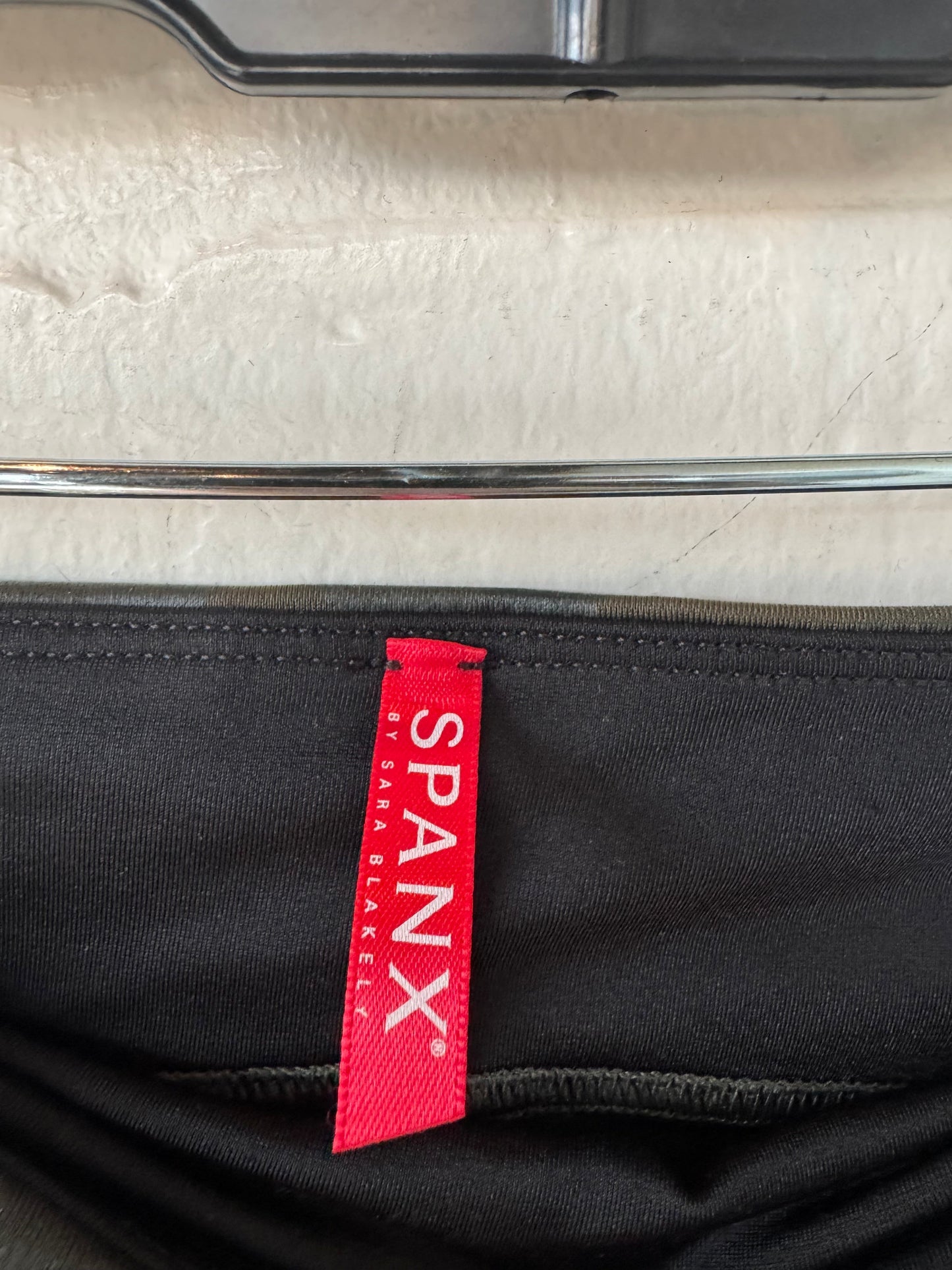 Pants Leggings By Spanx In Green, Size: 0