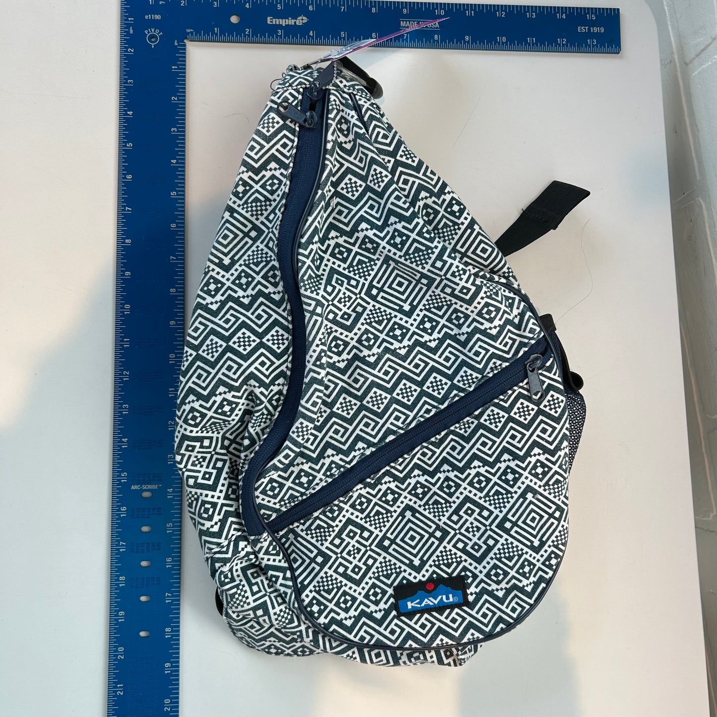 Backpack By Kavu, Size: Small