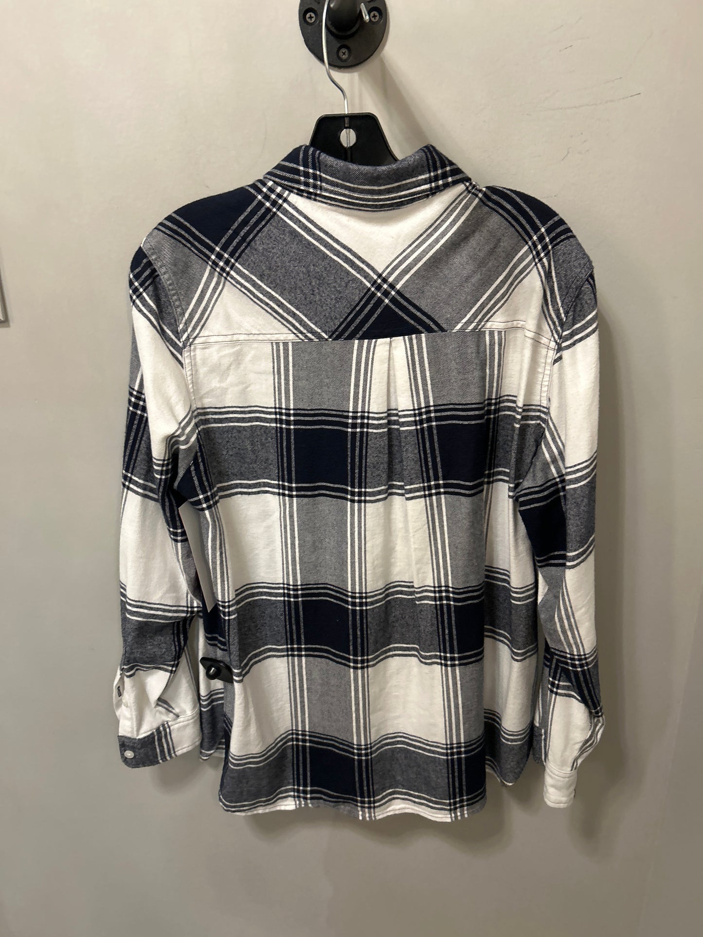 Top Long Sleeve By Athleta In Blue & White, Size: L