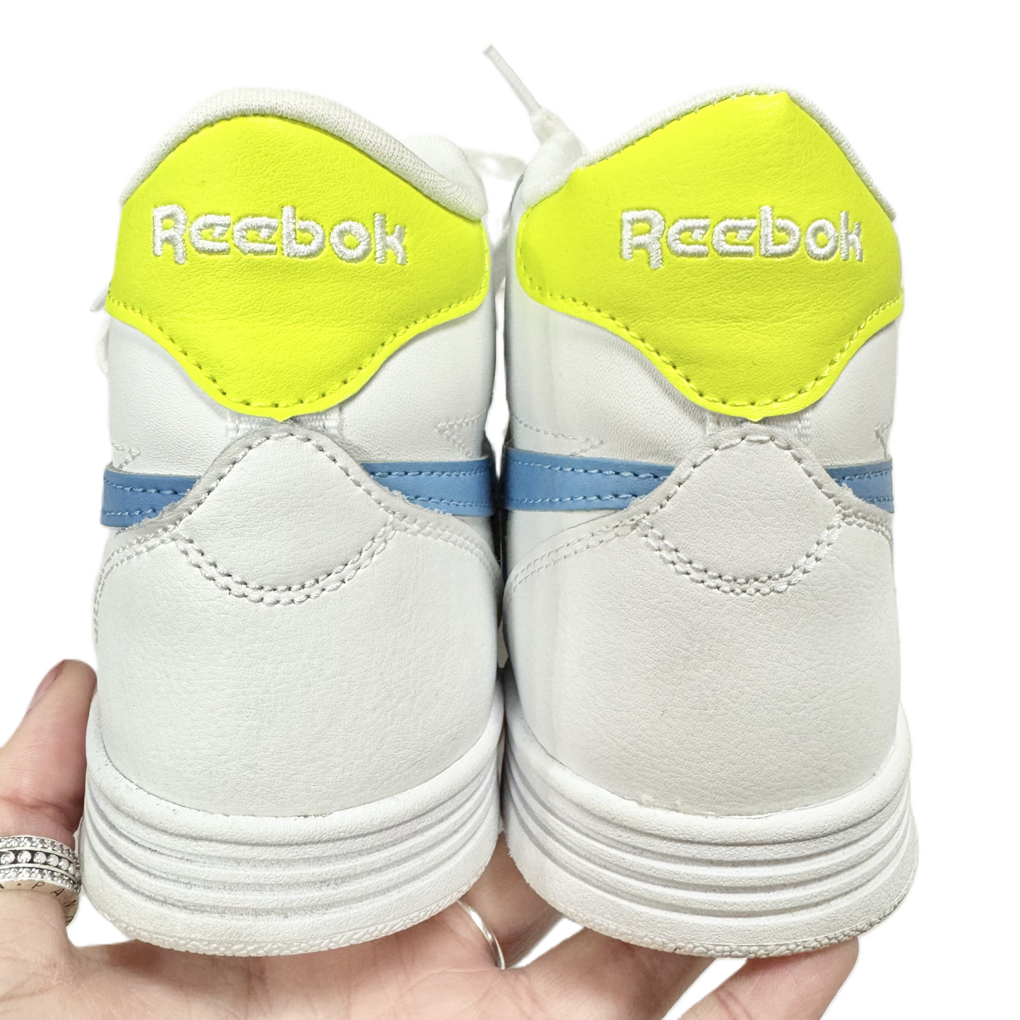 Shoes Sneakers By Reebok In White, Size: 7