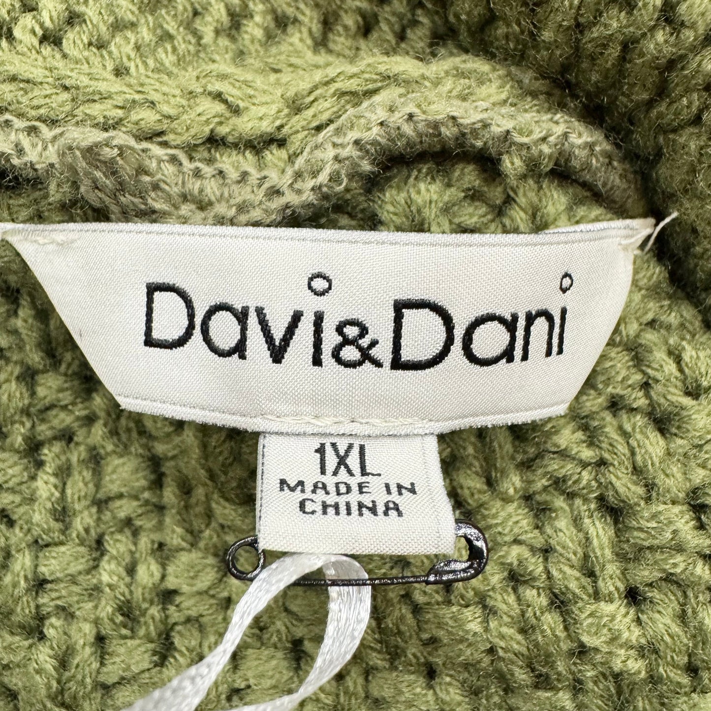 Sweater Cardigan By Davi & Dani In Green, Size: 1x