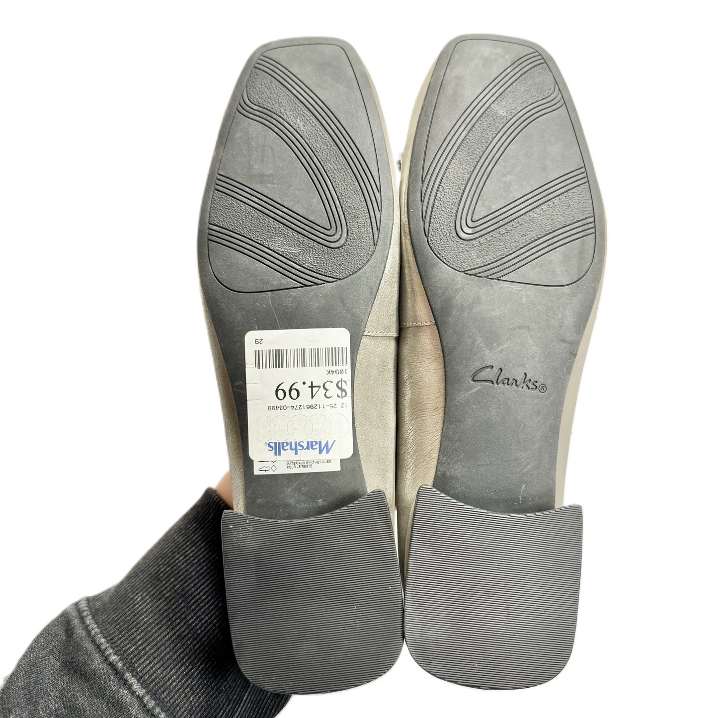 Shoes Flats By Clarks In Silver, Size: 7.5