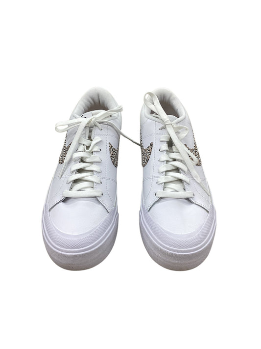 Shoes Sneakers By Nike In White, Size: 10.5