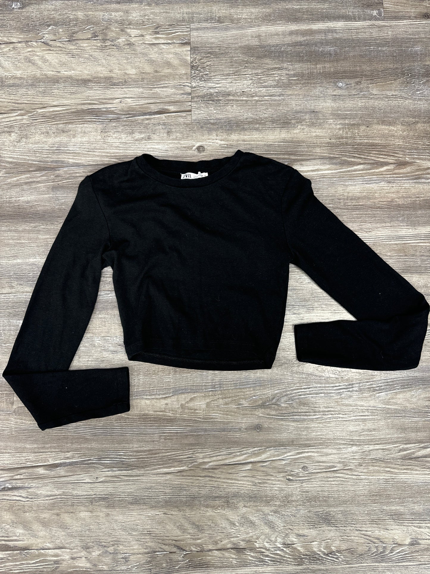 Top Long Sleeve By Zara In Black, Size: S