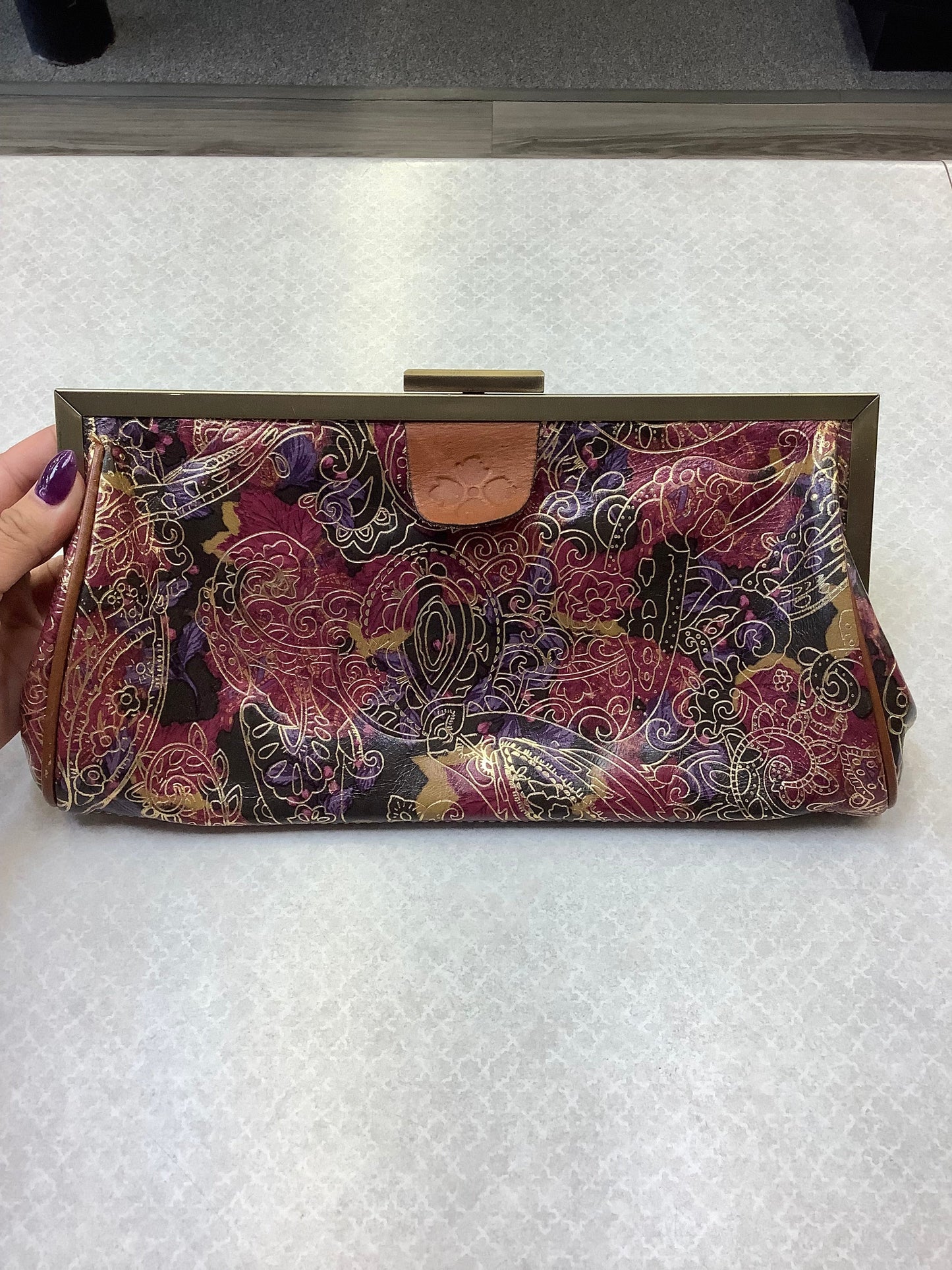 Clutch Designer By Patricia Nash, Size: Large