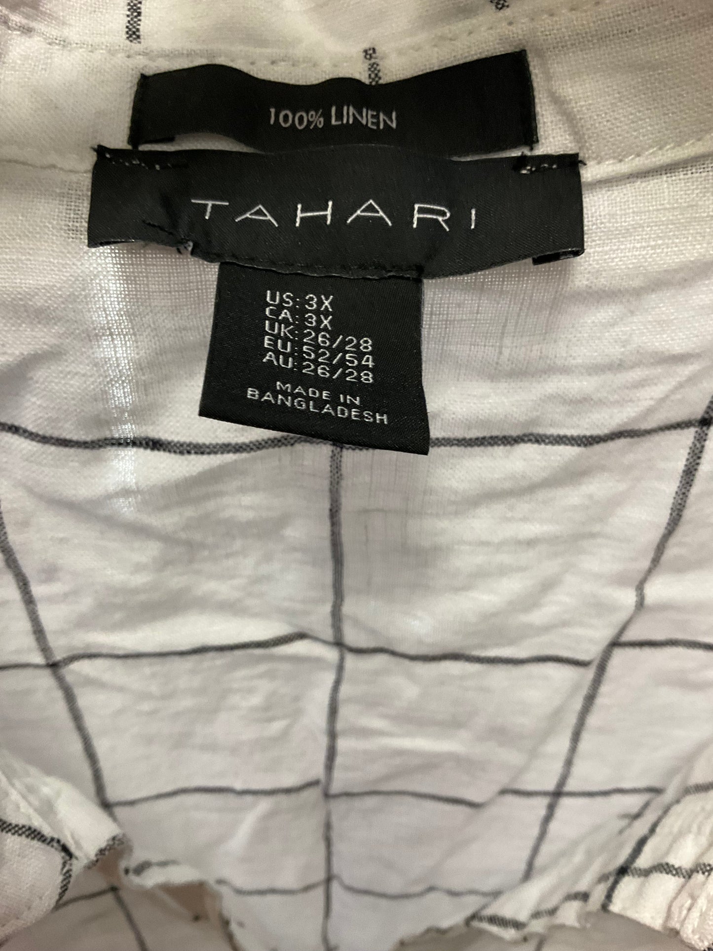 Top Sleeveless Designer By Tahari In White, Size: 3x