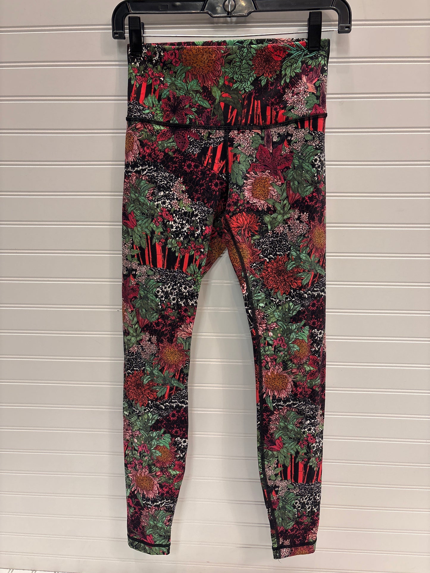 Athletic Capris By Lululemon In Floral Print, Size: 6