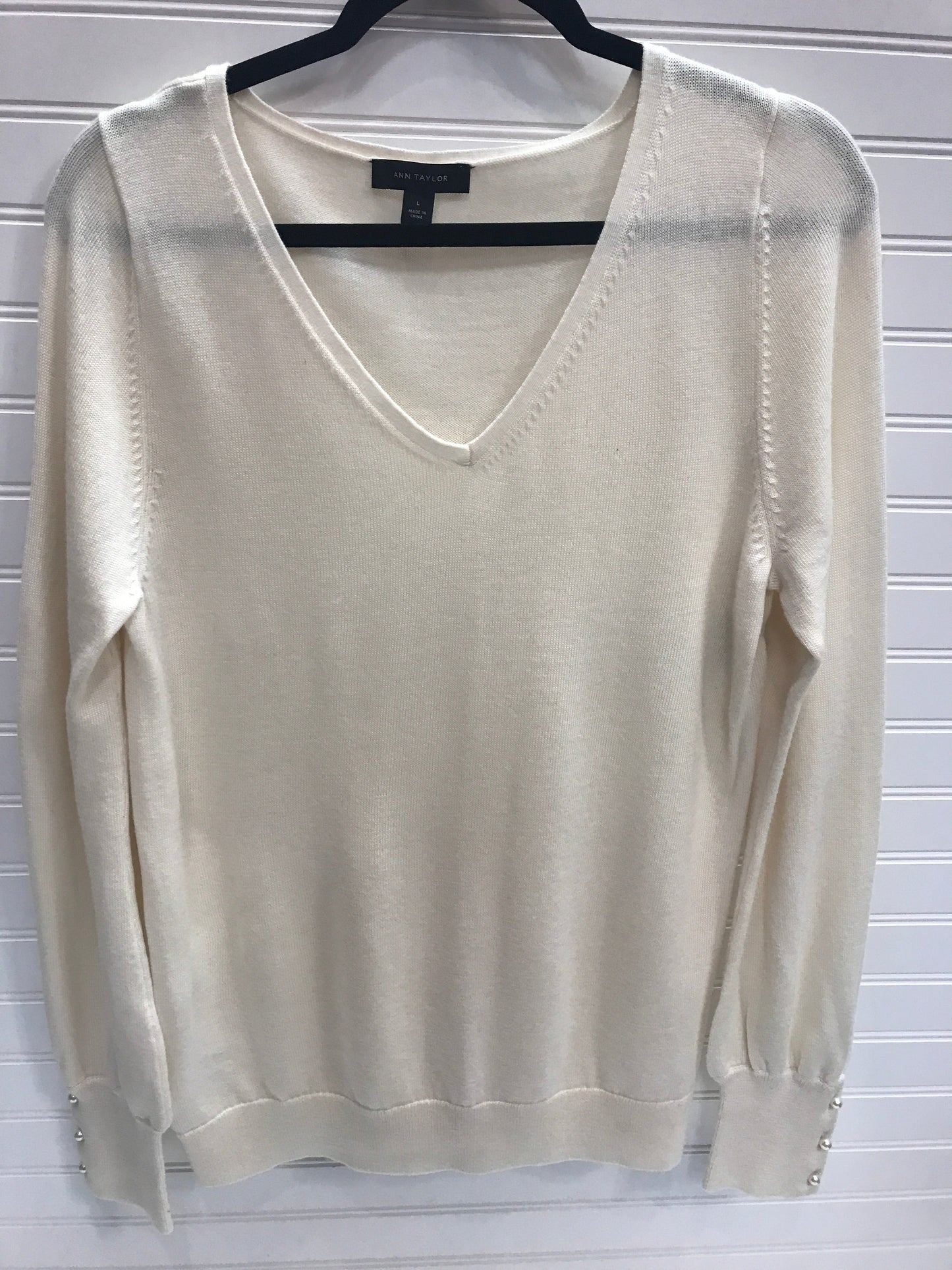 Sweater By Ann Taylor In Cream, Size: L