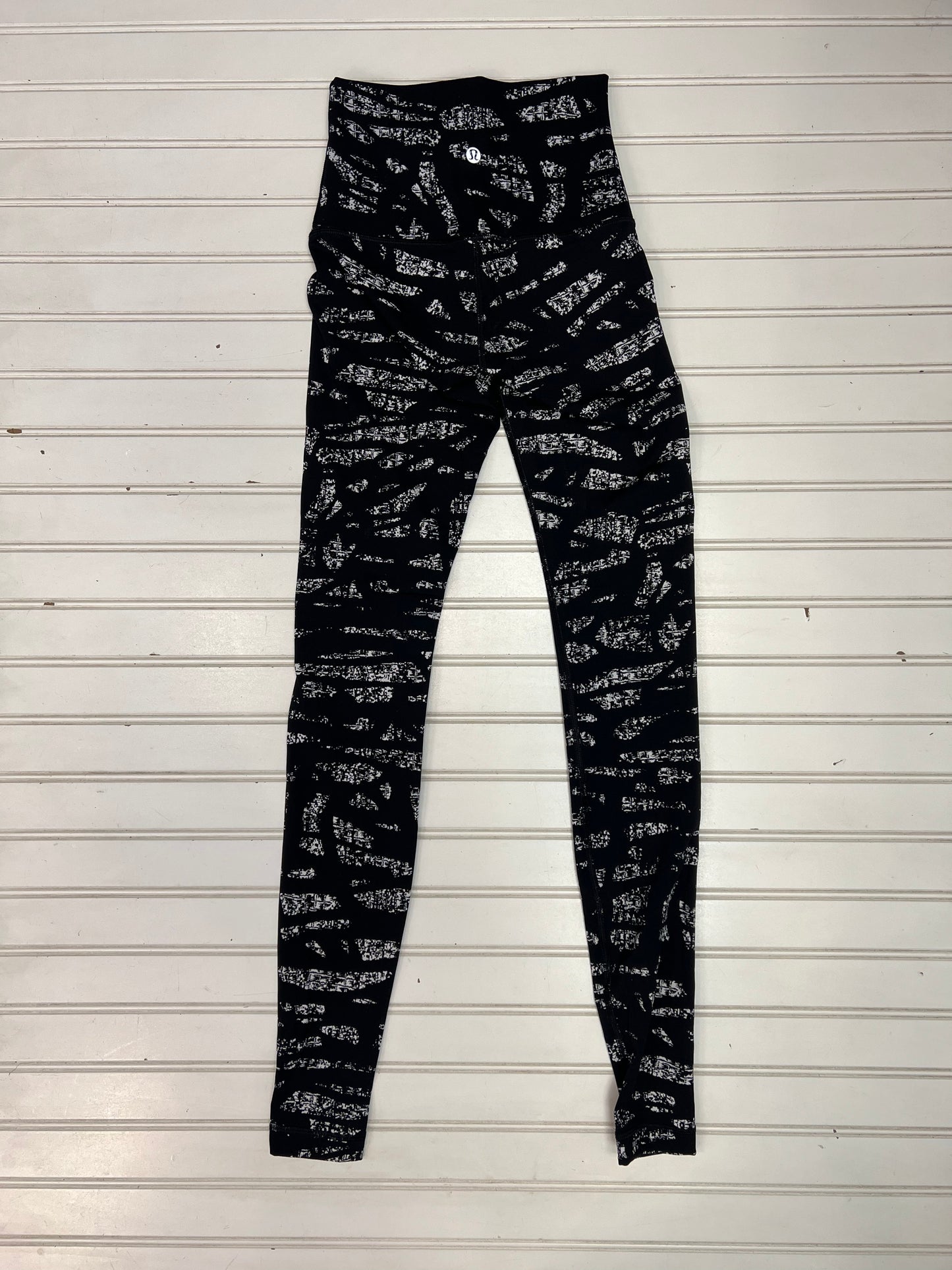 Athletic Leggings By Lululemon  Size: Xs