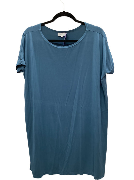 Top Short Sleeve By Piko  Size: M