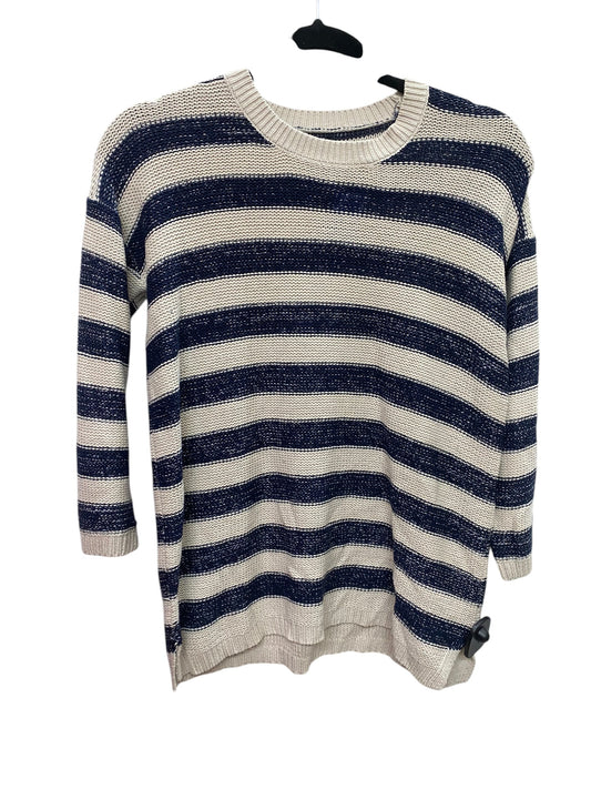 Top Long Sleeve By Kim Rogers In Striped Pattern, Size: M