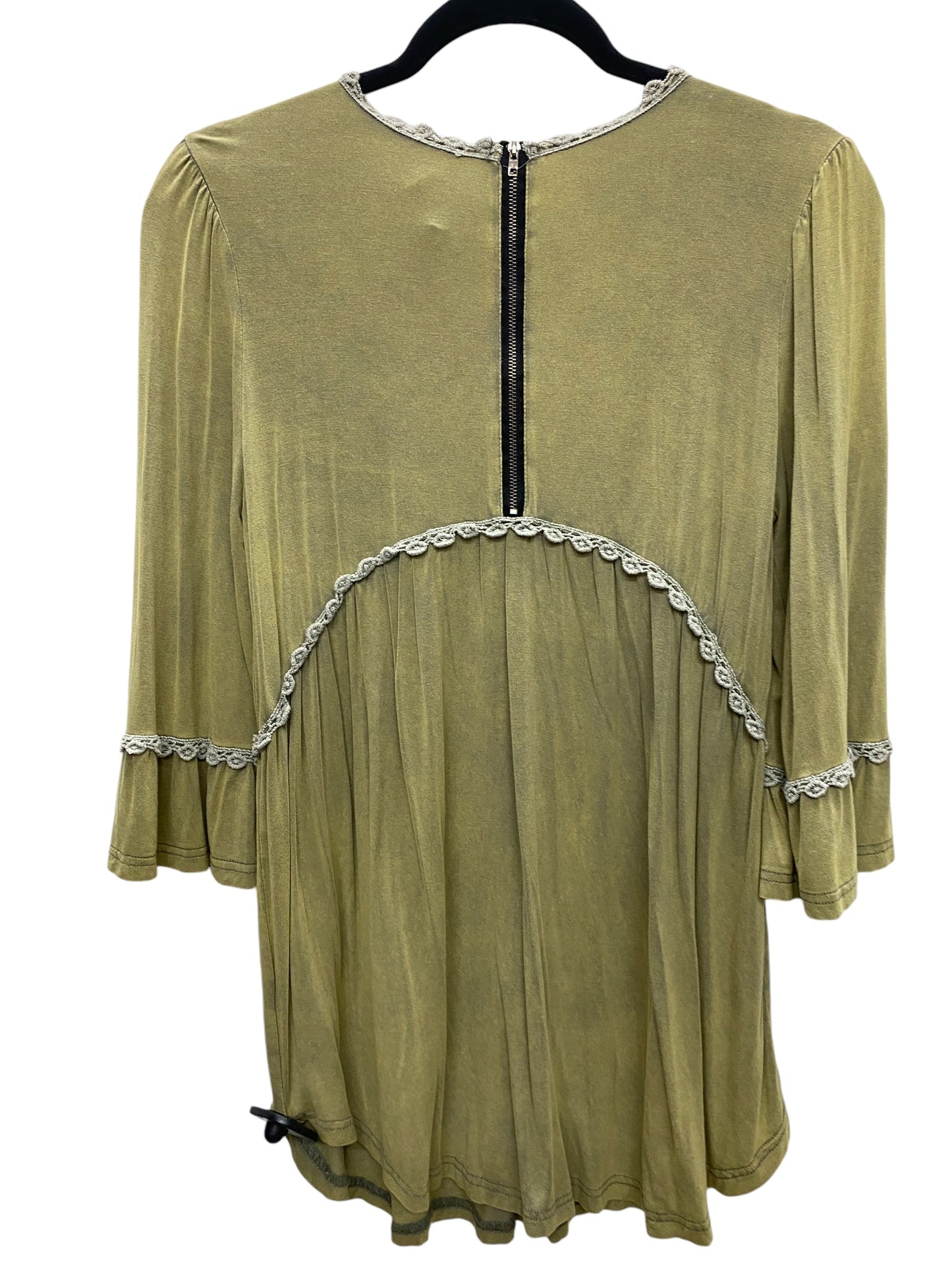 Top Long Sleeve By Pol In Green, Size: S